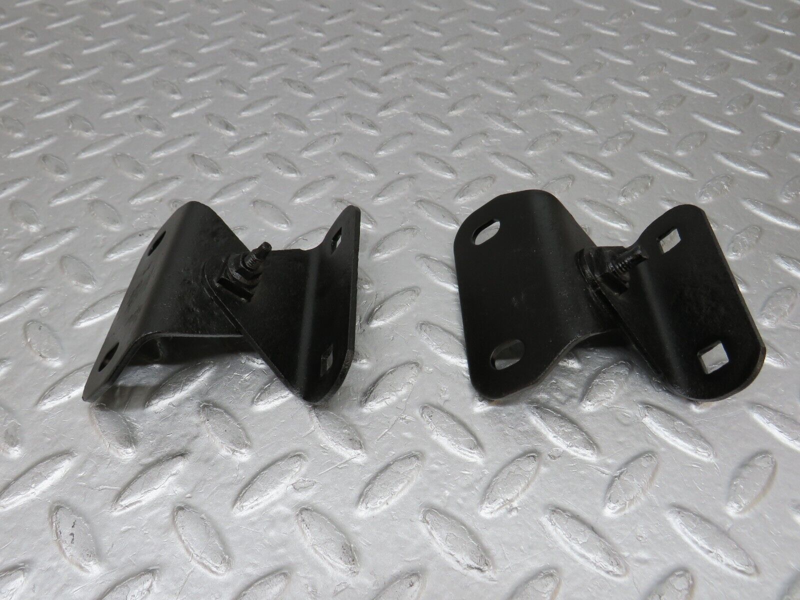 37562 Mercedes-Benz W109 300SEL Rear Bumper Bracket Pair