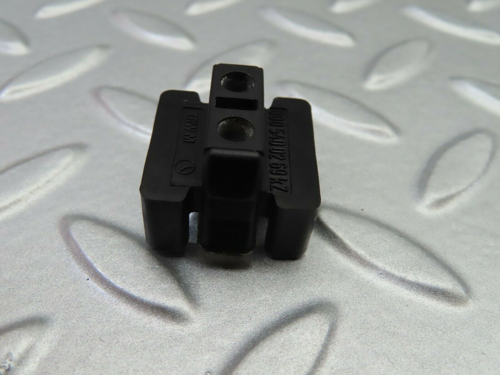 6515 Mercedes-Benz S124 E220 Wagon Wiring Cable Junction Box 0005400269