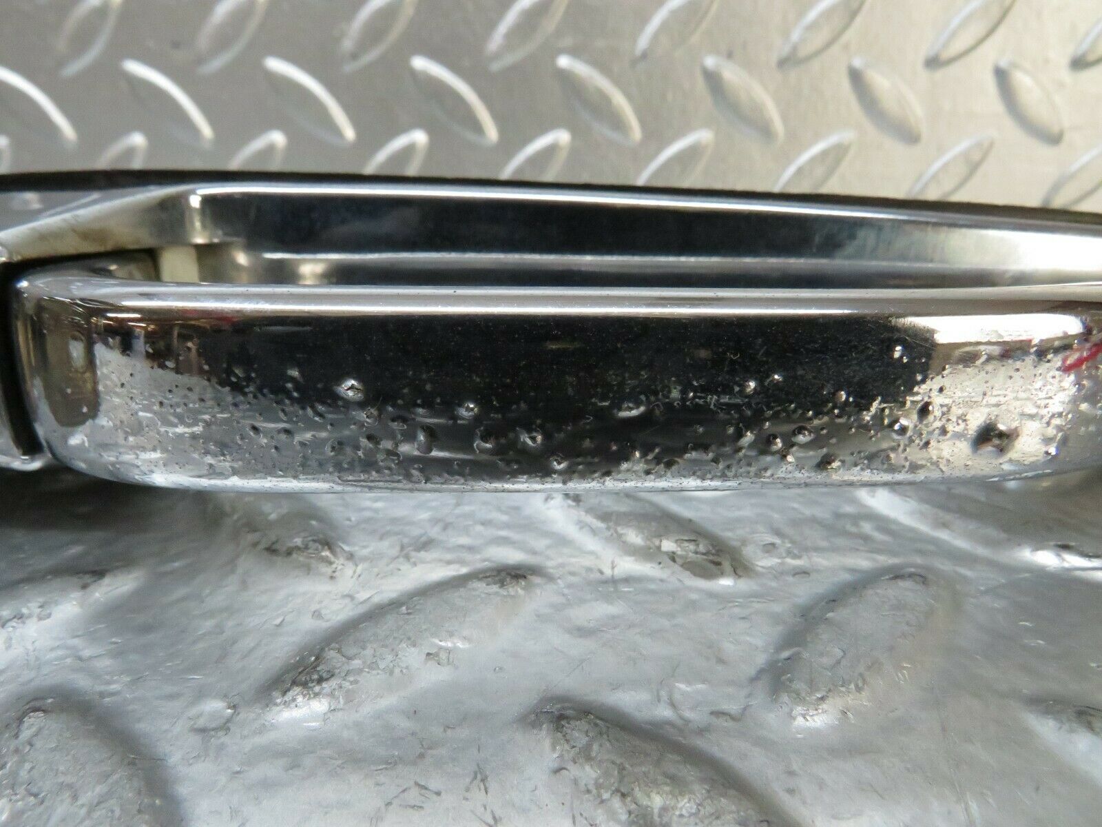 23721 Mercedes-Benz W116 350E Front Left Exterior Door Handle Key 1167600159