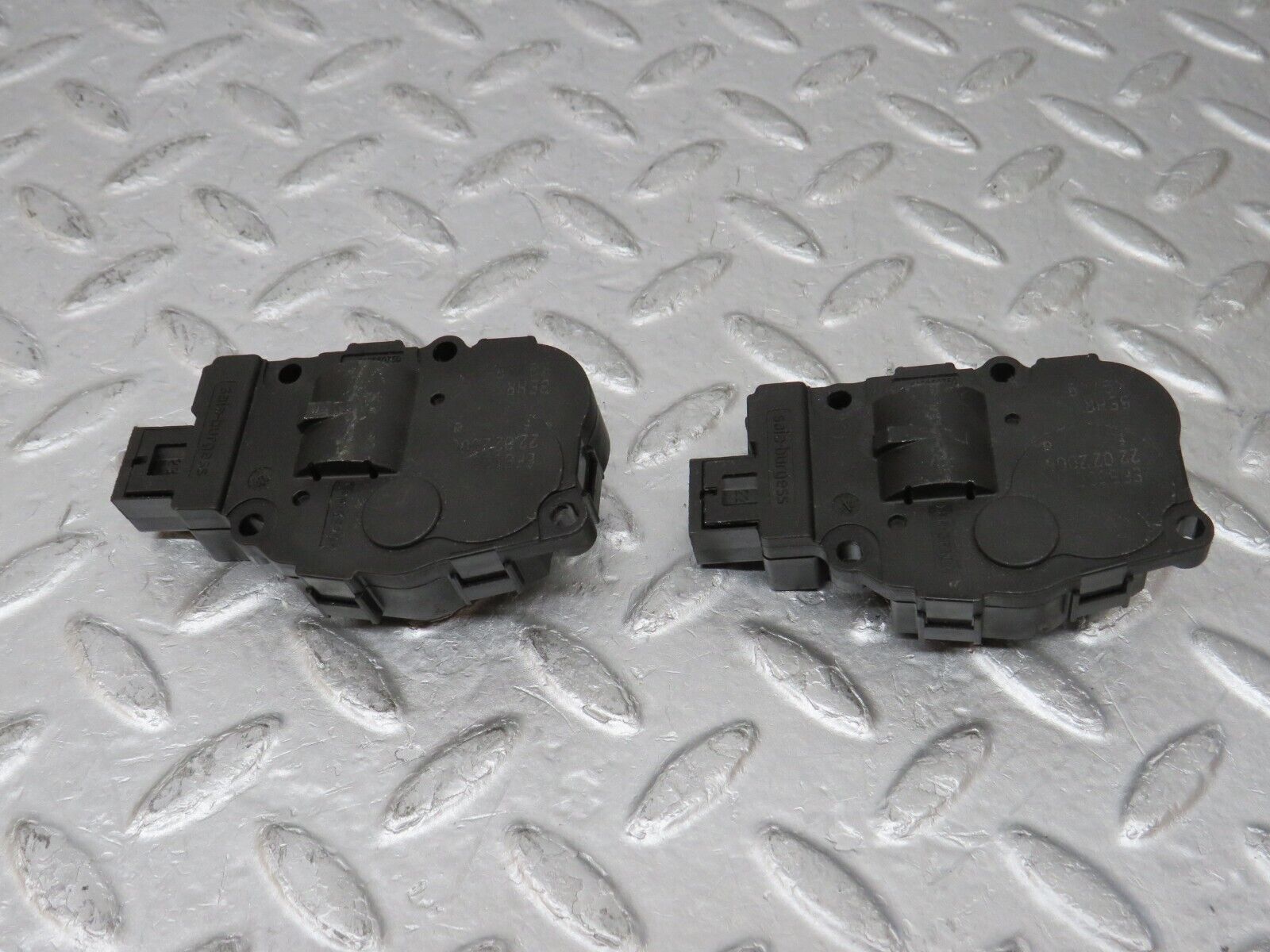 35272 Mercedes-Benz W221 Heater Actuator Motor 2x