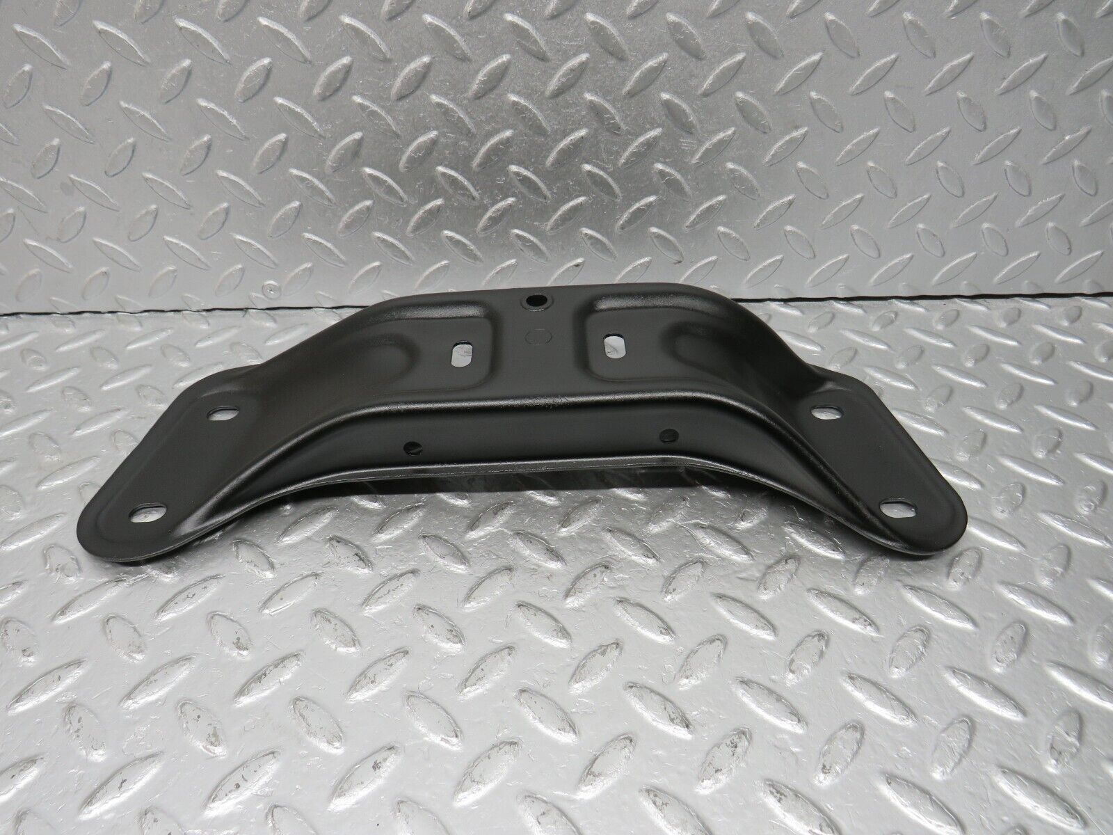 39568 Mercedes-Benz R129 320SL Coupe Gearbox Mount Bracket