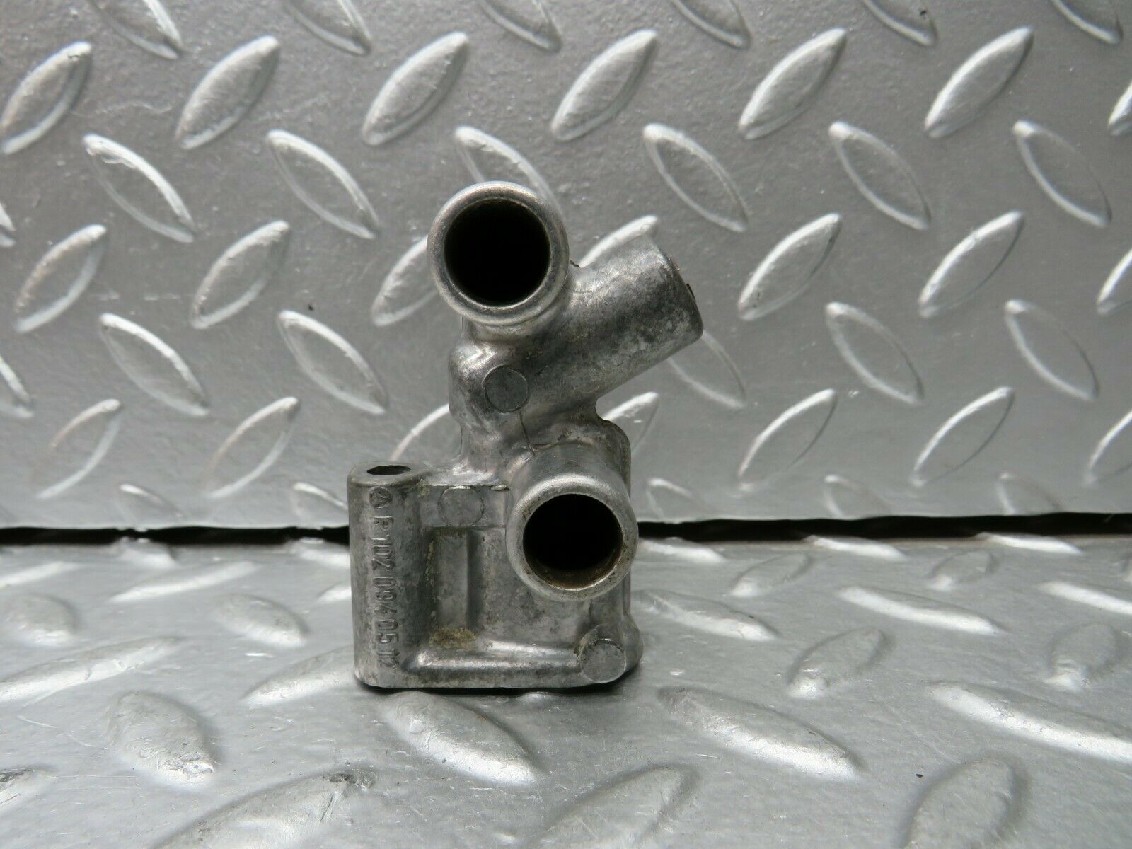 23084 Mercedes-Benz C123 230CE Coupe Idle Control Valve 1020940512