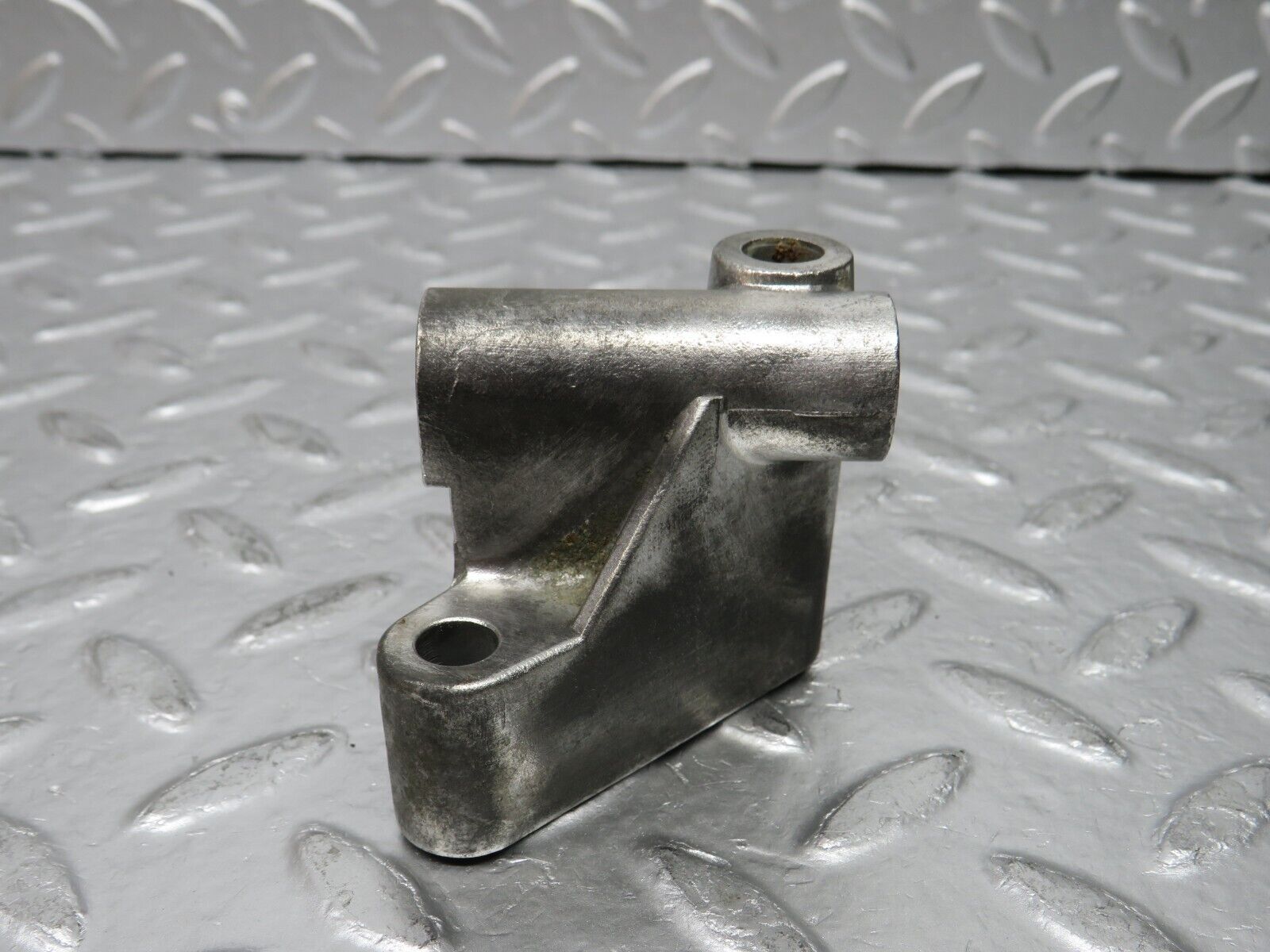 30429 Mercedes-Benz W124 230E Alternator Generator Support 1021550835