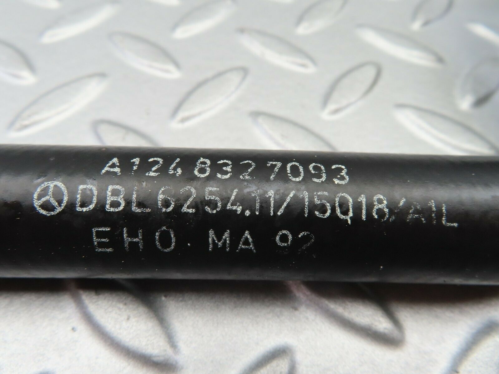 6686 Mercedes-Benz S124 E220 Wagon Heater Hose 1248327093