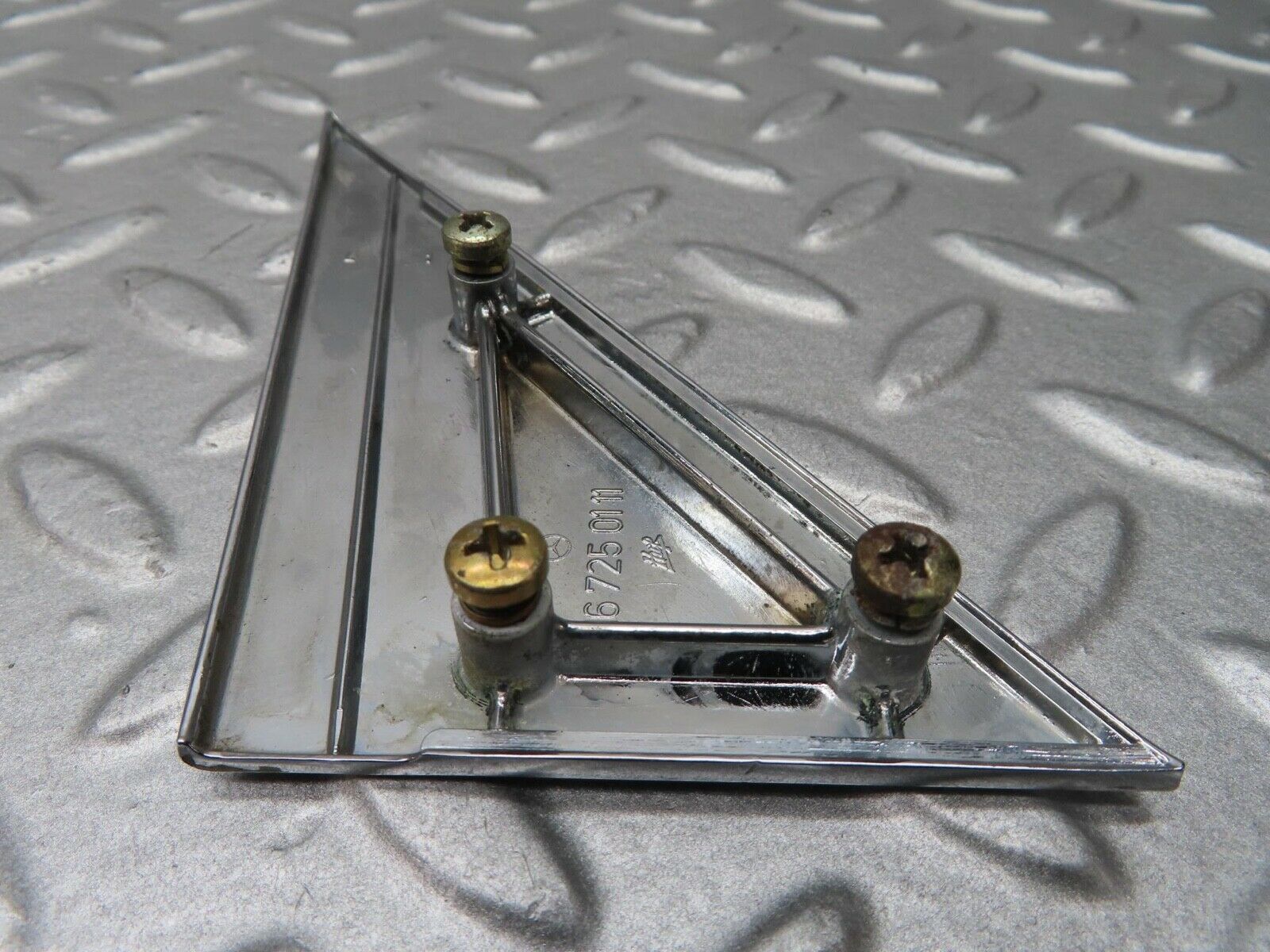 14455 Mercedes-Benz W116 350SE Mirror Triangle Cover Right Side 1167250111