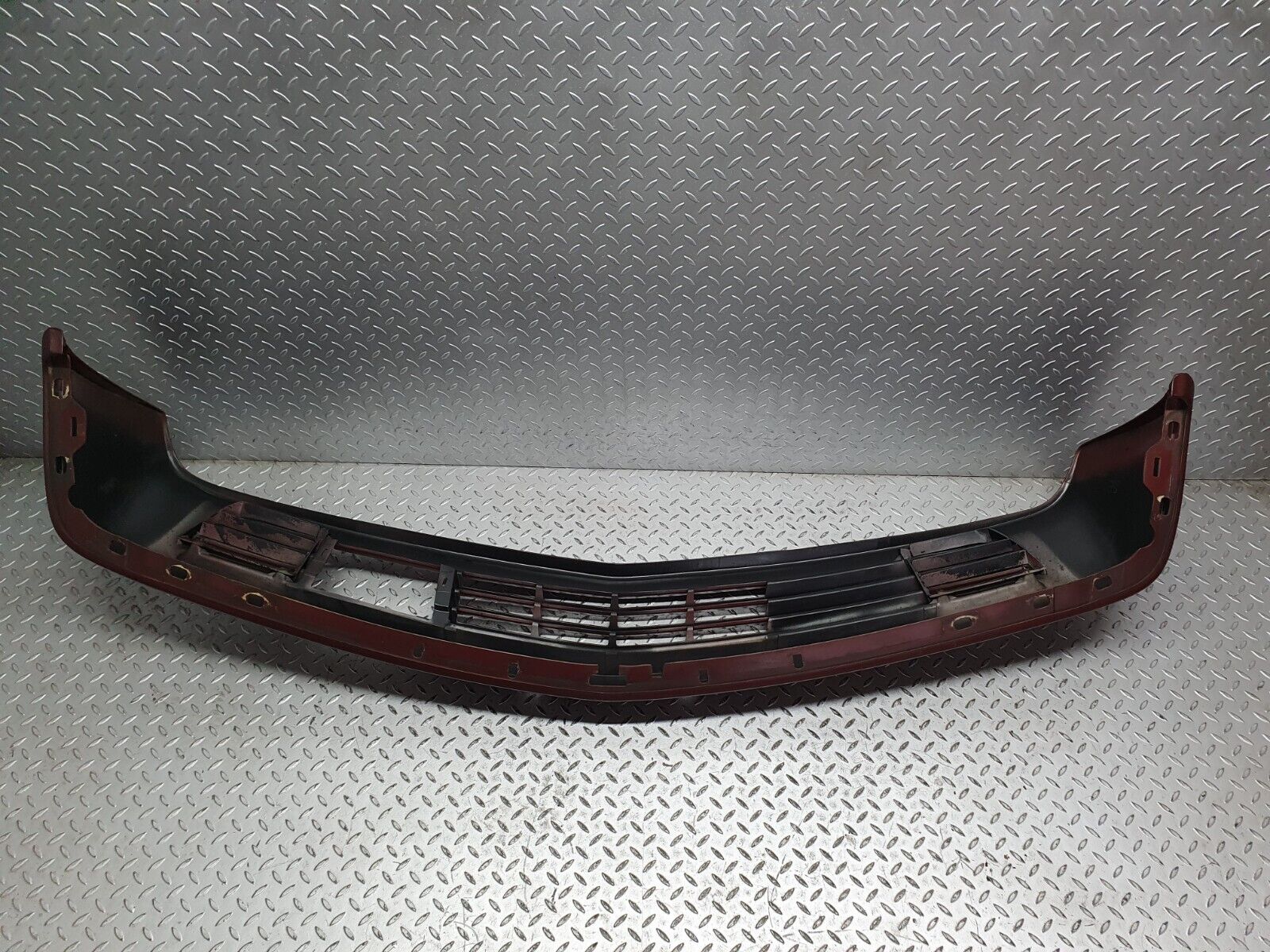 41276 Mercedes-Benz W126 300SE Front Bumper 1268802440 1268800205
