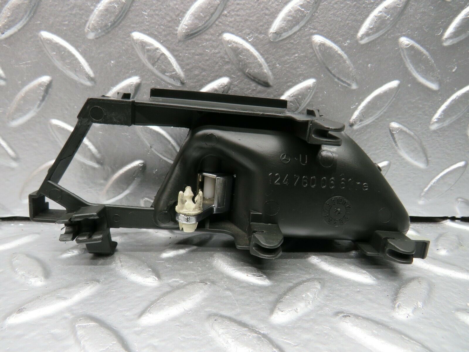 22374 Mercedes-Benz C124 E220 Coupe Interior Door Handle Right 1247600661