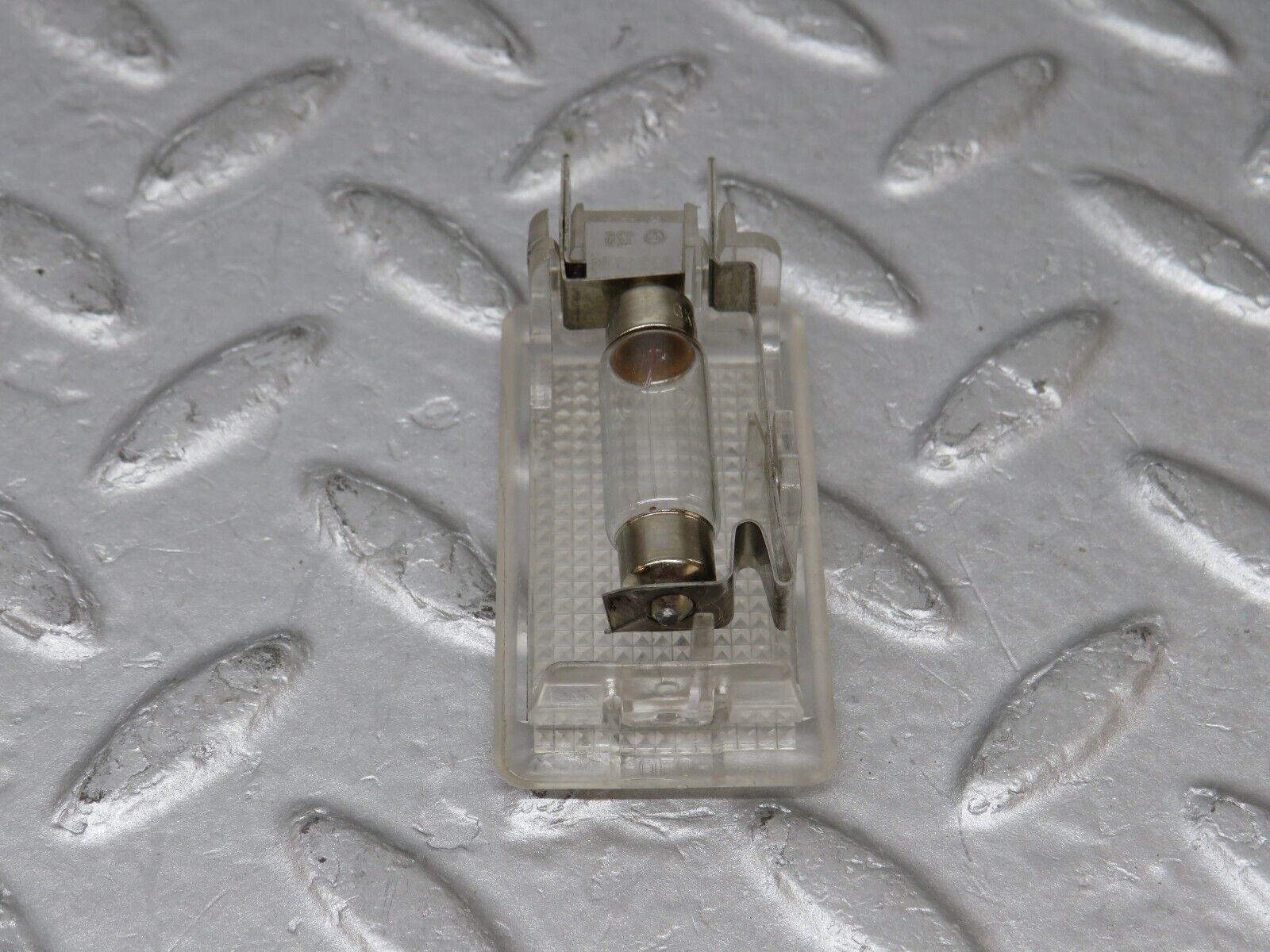 36052 Mercedes-Benz W126 420SE Glove Box Light 1268201301