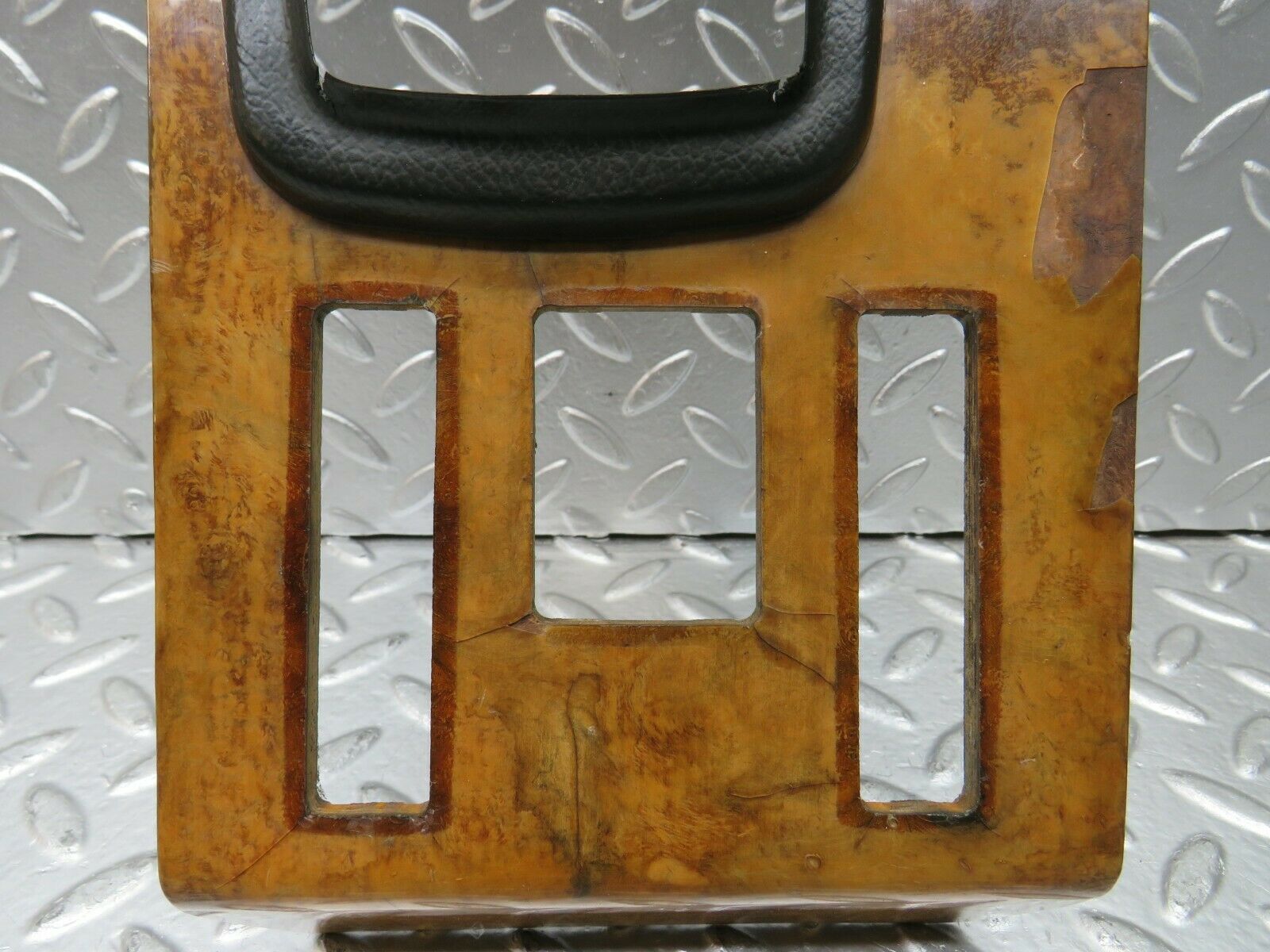 22834 Mercedes-Benz C107 450SLC Coupe Centre Console Gear Shift Cover Panel