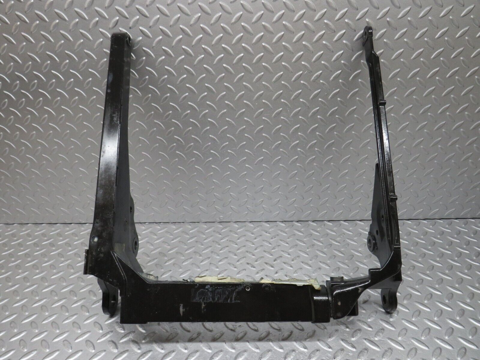 36811 Mercedes-Benz R129 300SL-24 Front Right Seat Base 1299190106 1299190306