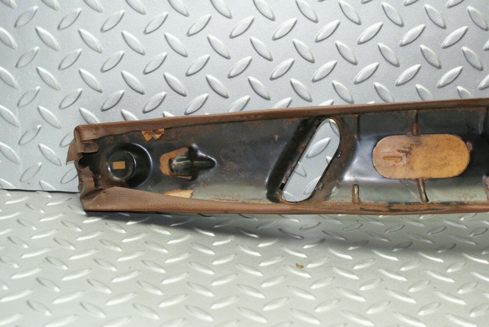 2697 Mercedes-Benz W116 350SE B Pillar Cover Right Side Brown