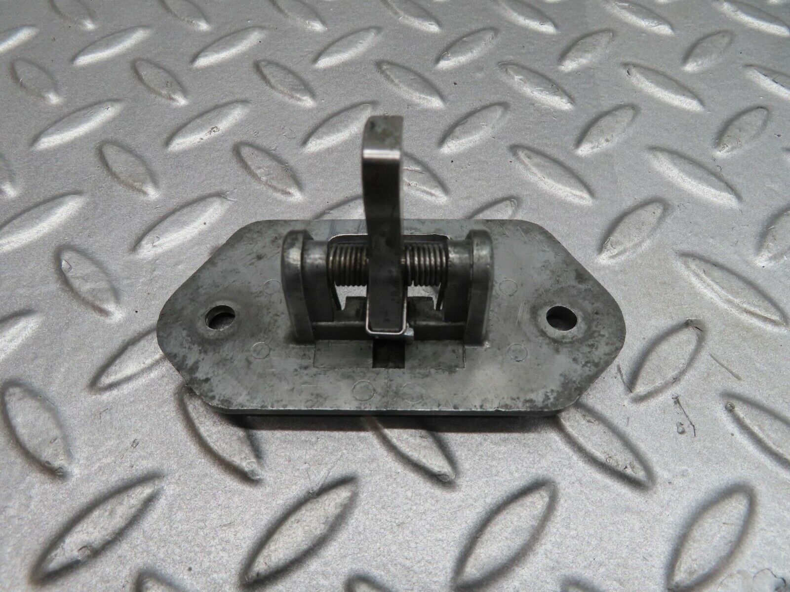 12283 Mercedes-Benz W108 280SE 3.5 Trunk Lock Latch