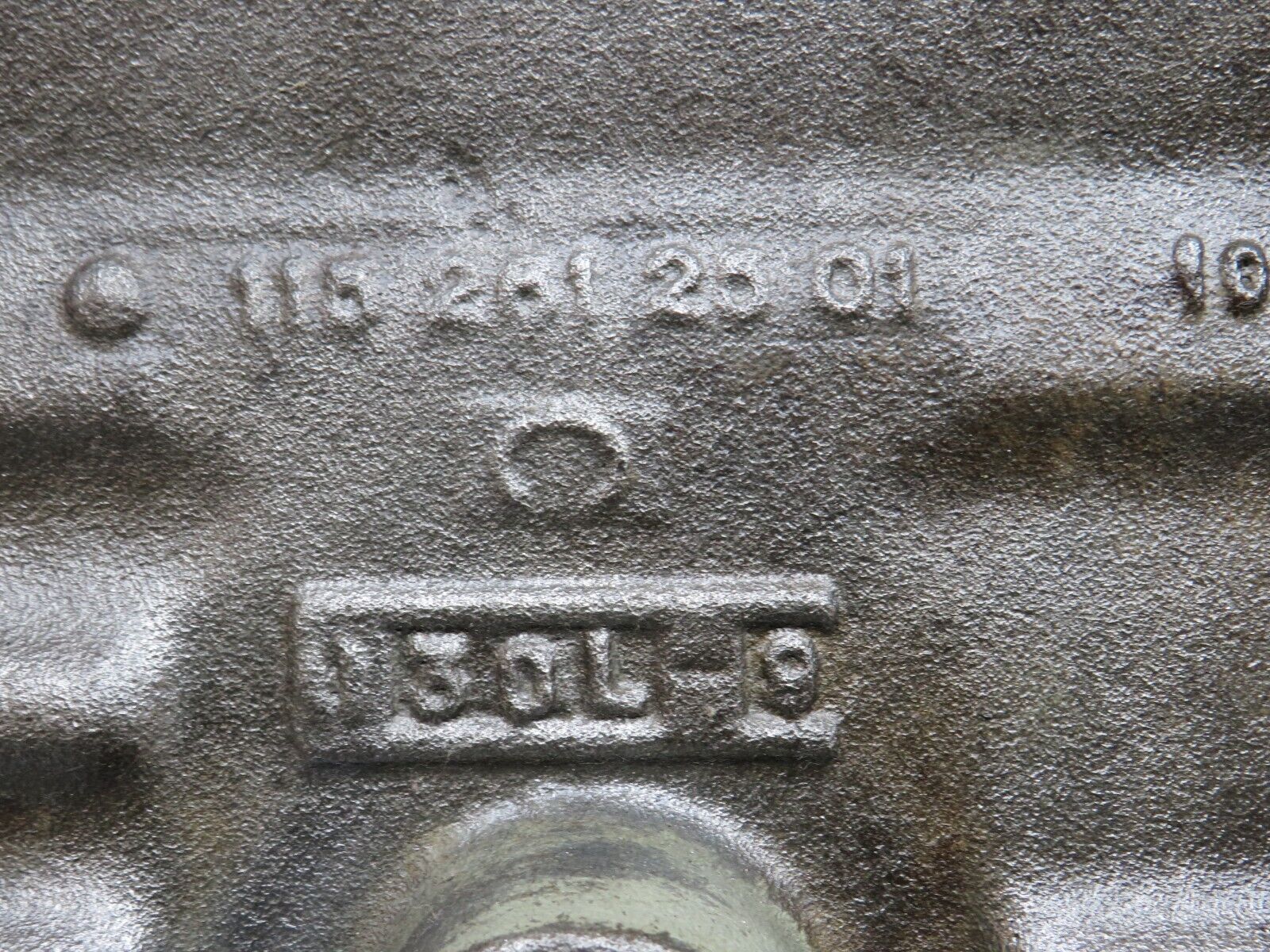 32931 Mercedes-Benz W123 300D Manual Gearbox 4 Speed 1152612501 870215