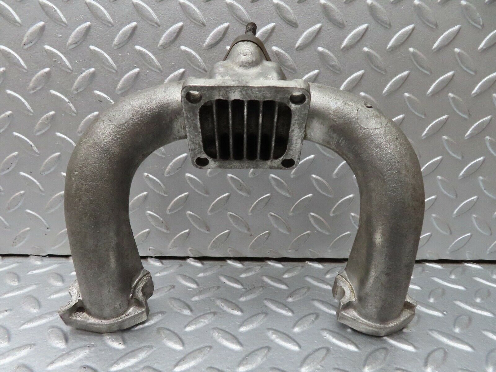 18558 Mercedes-Benz W136 170V Intake Manifold