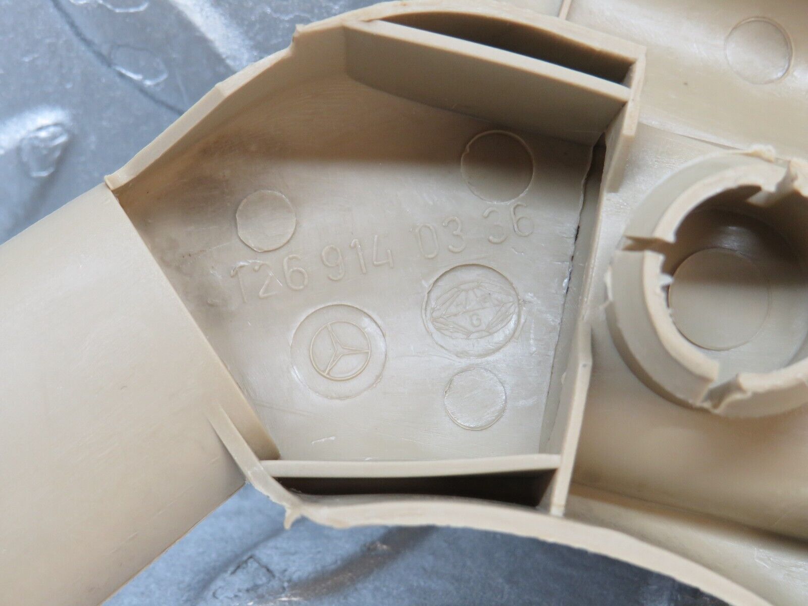 37061 Mercedes-Benz C126 420SEC Coupe Front Seat Cover Beige 1269140336