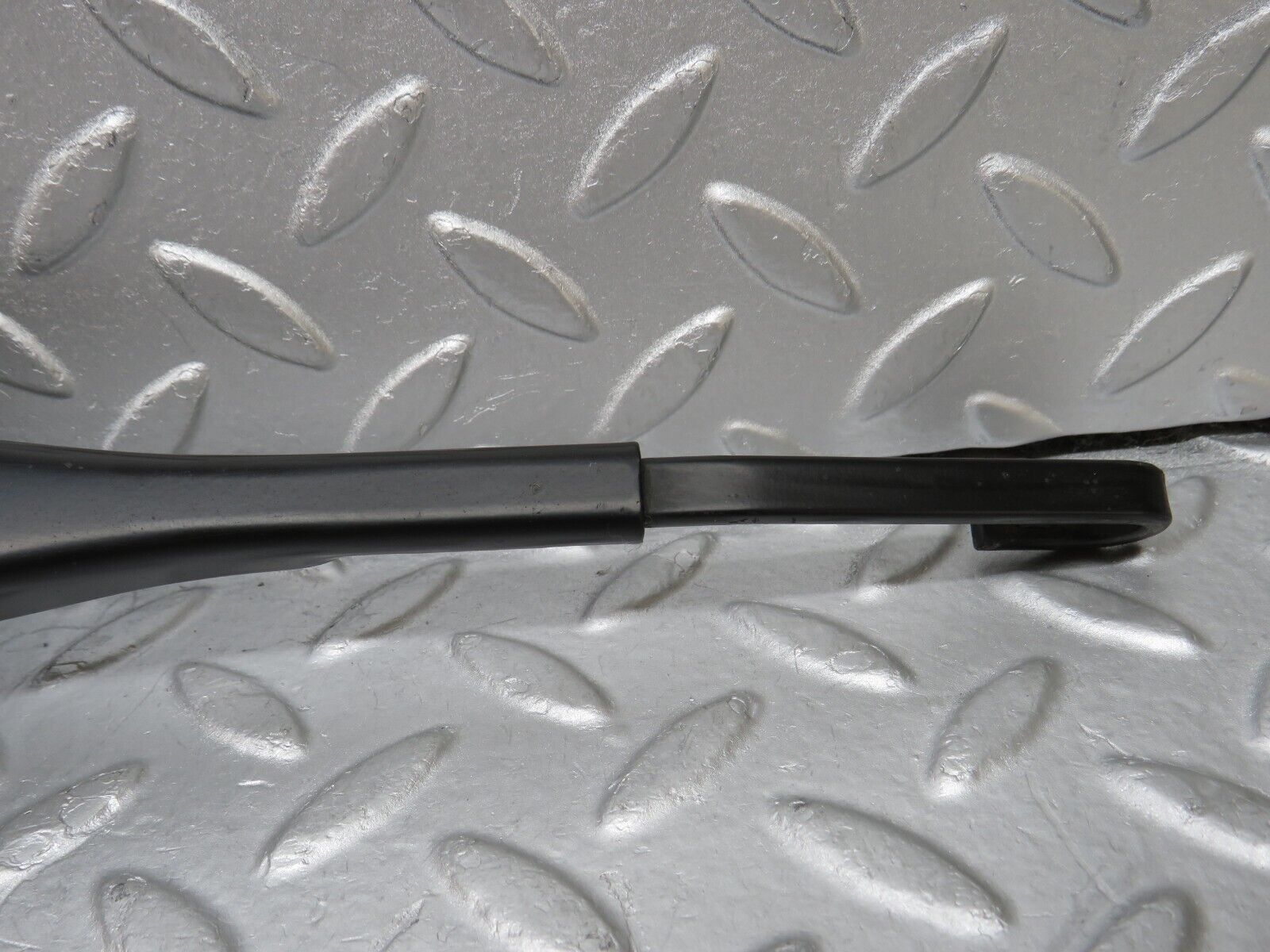 35306 Mercedes-Benz W140 Wiper Arm Right Bosch