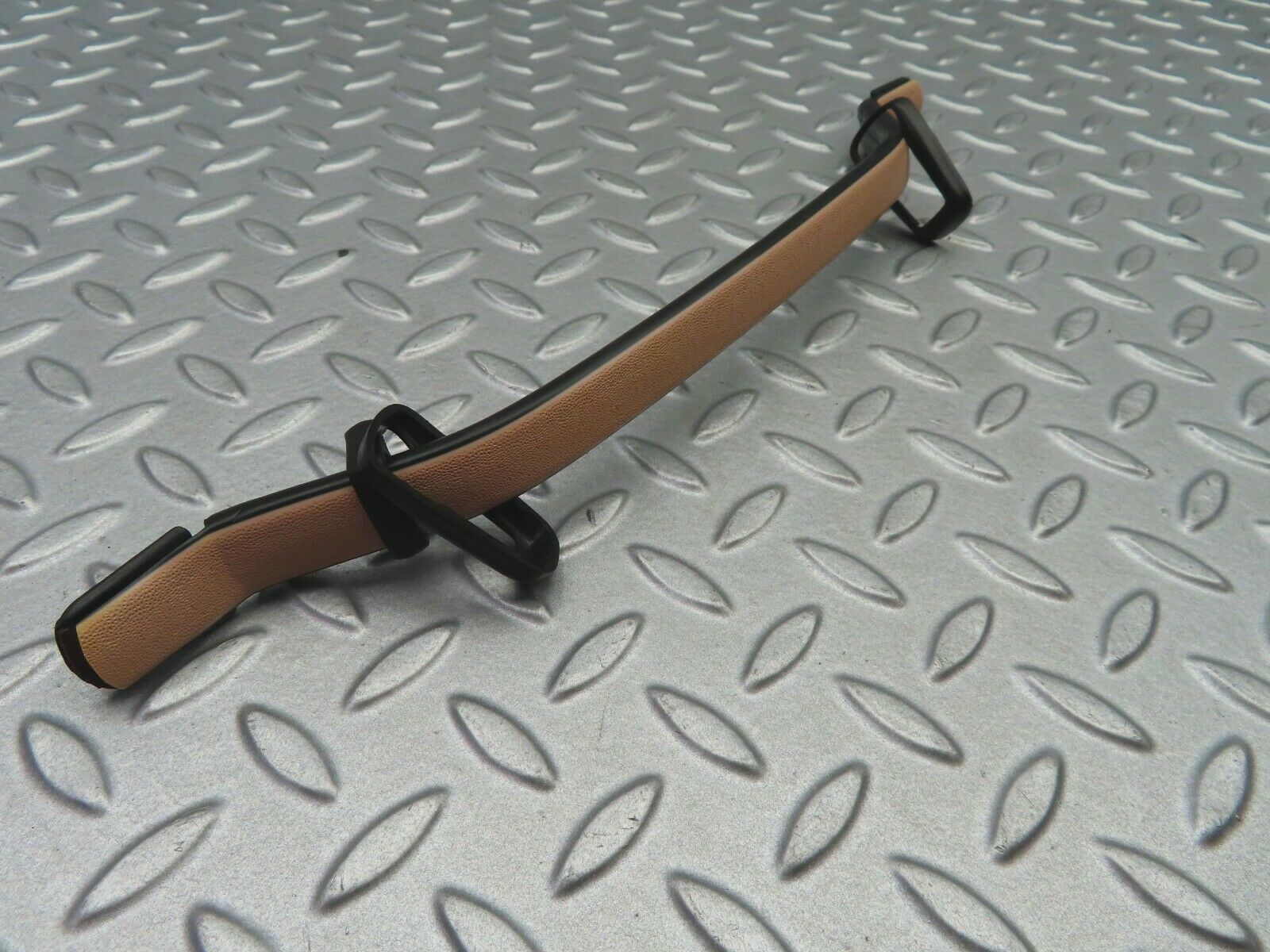 5669 Mercedes-Benz W123 200 Interior Roof Grab Handle