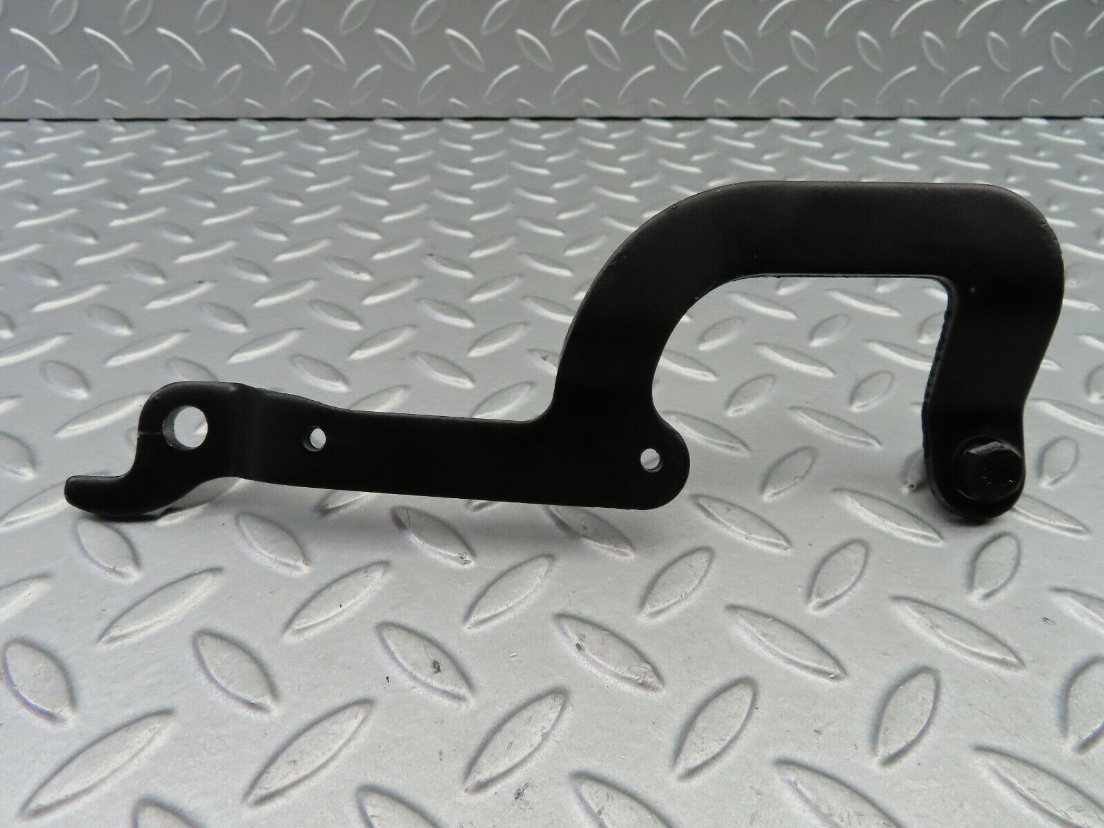 5974 Mercedes-Benz W123 200 Right Bonnet Hinge Support