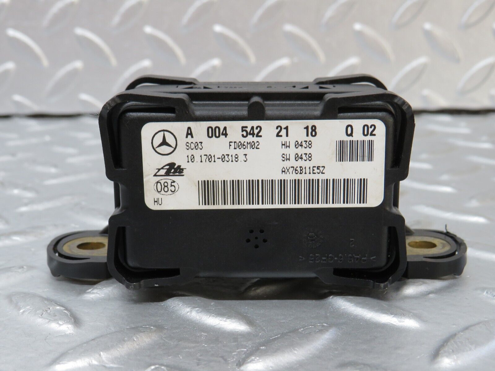 35144 Mercedes-Benz W221 ESP Yaw Rate Sensor 0045422118