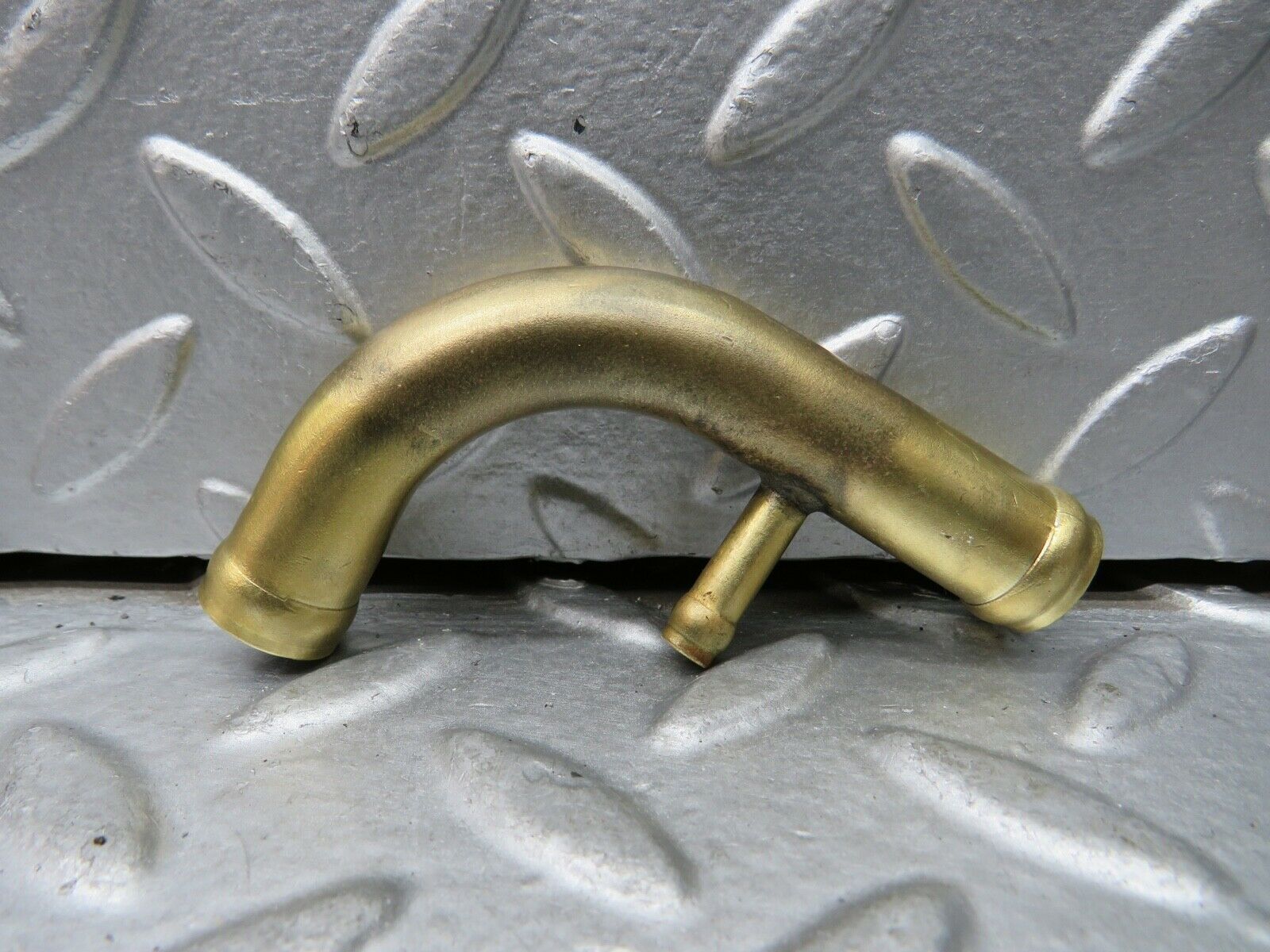 21732 Mercedes-Benz W126 300SE Fuel Pipe