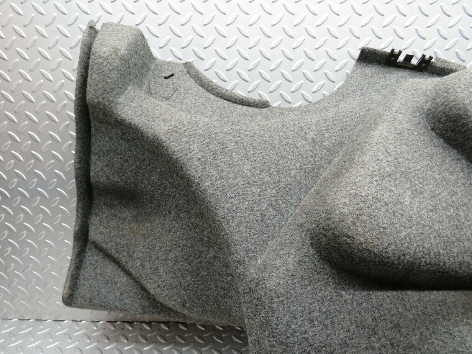 22396 Mercedes-Benz C124 E220 Coupe Trunk Boot Cover Panel Left Side