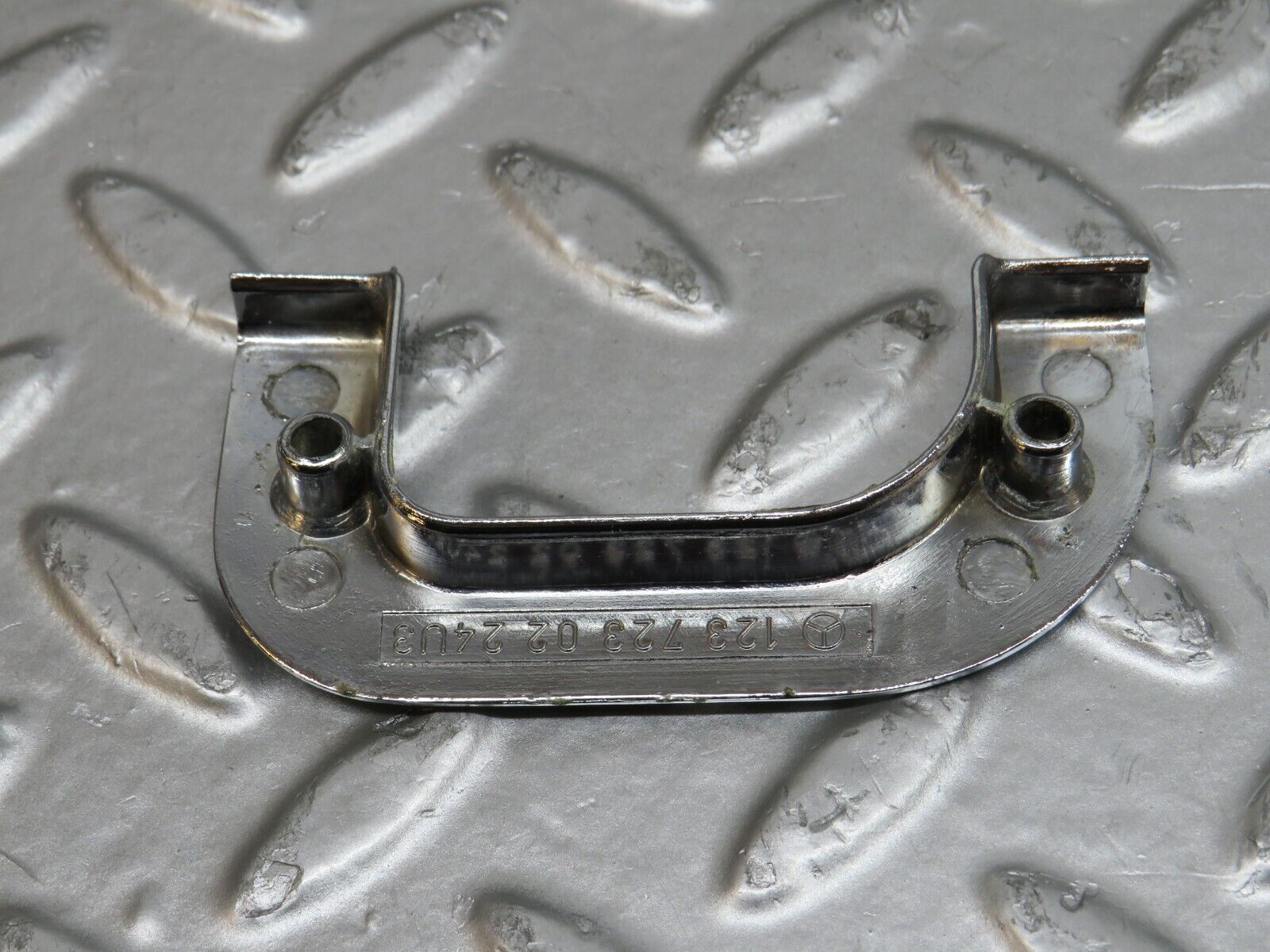 29682 Mercedes-Benz W123 230E Right Interior Chrome Door Latch Trim 1237230224