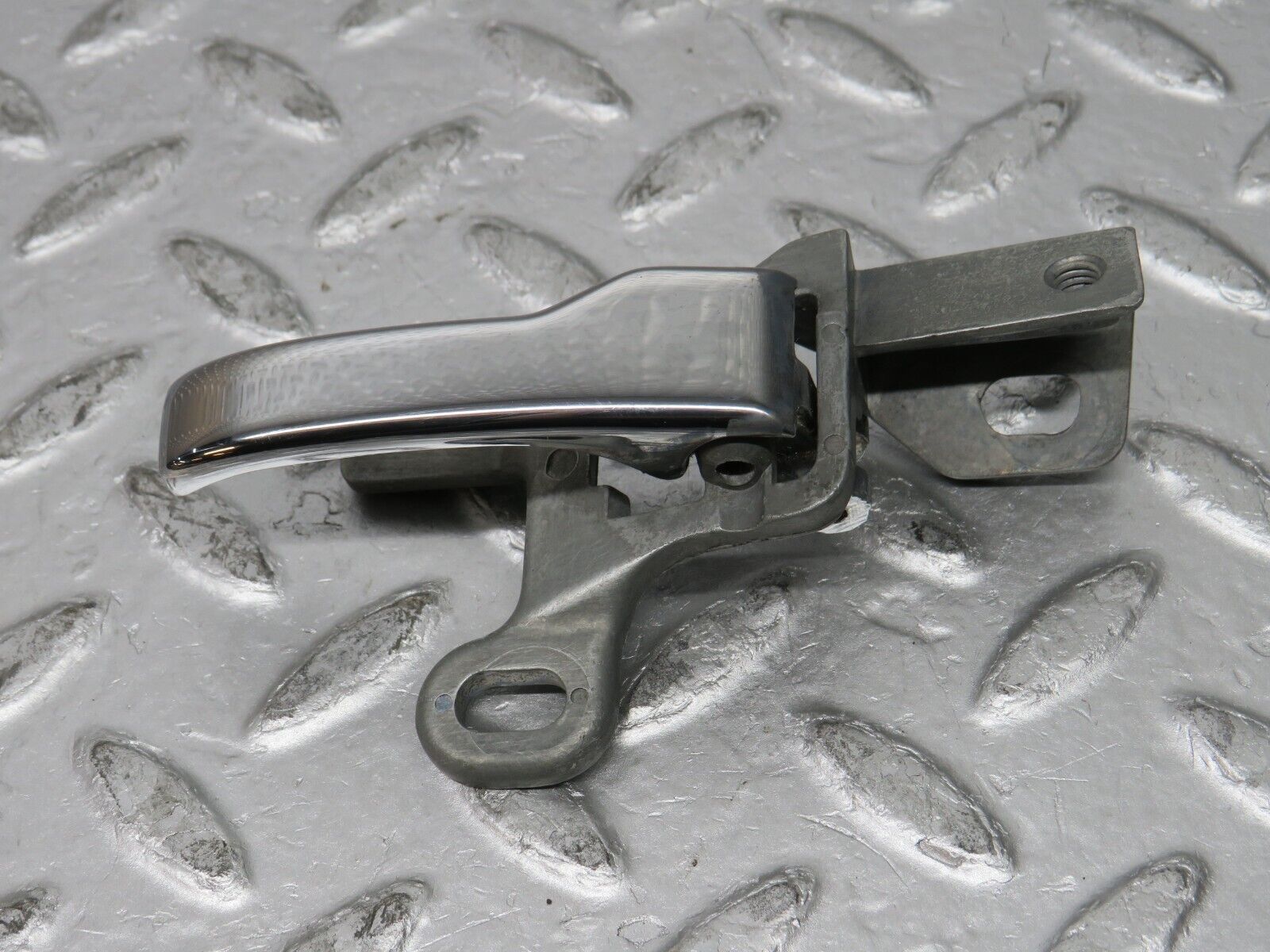 0547 Mercedes-Benz W123 230E Right Interior Door Handle 1237600261