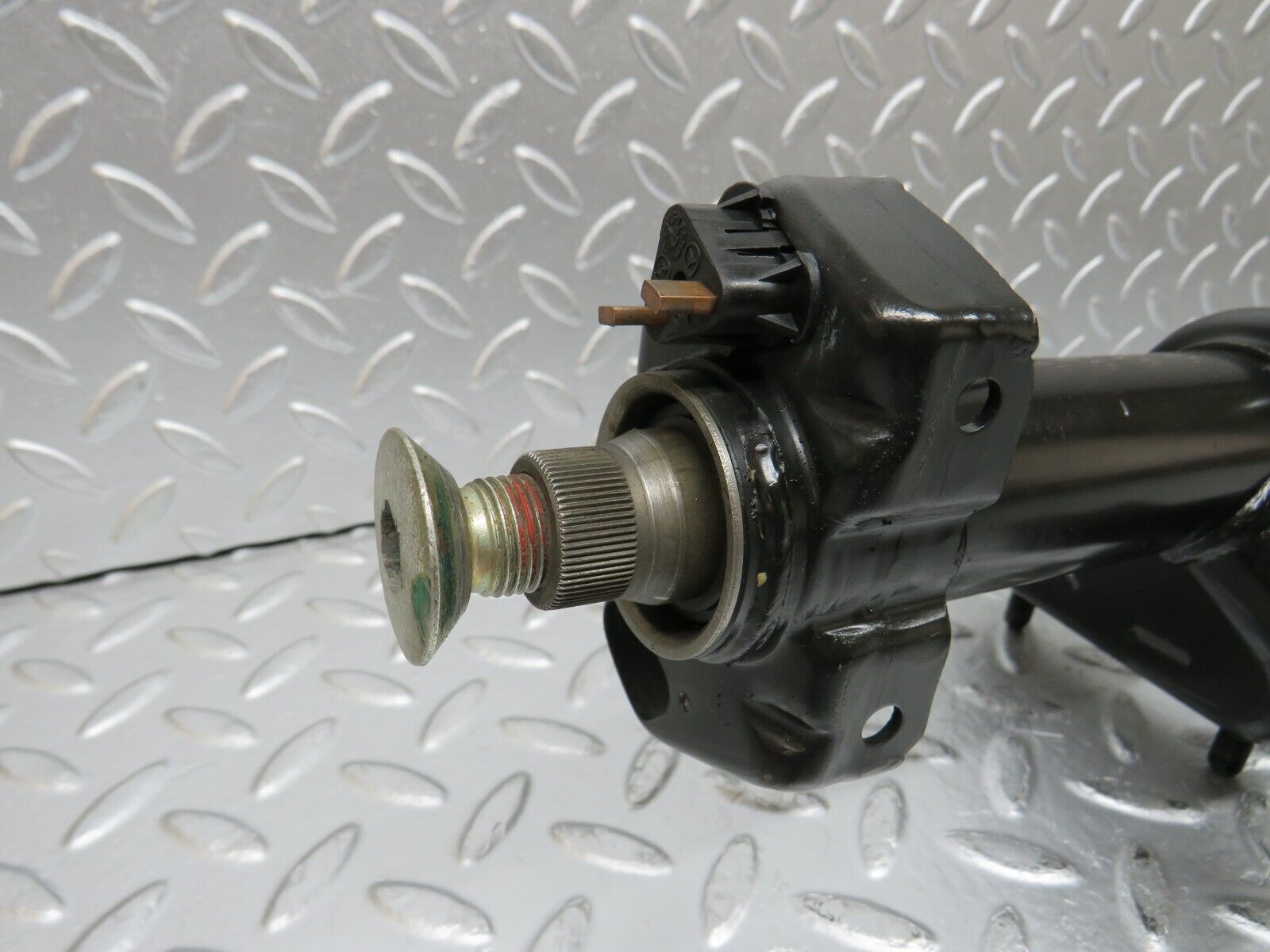 32034 Mercedes-Benz W123 230E Steering Column