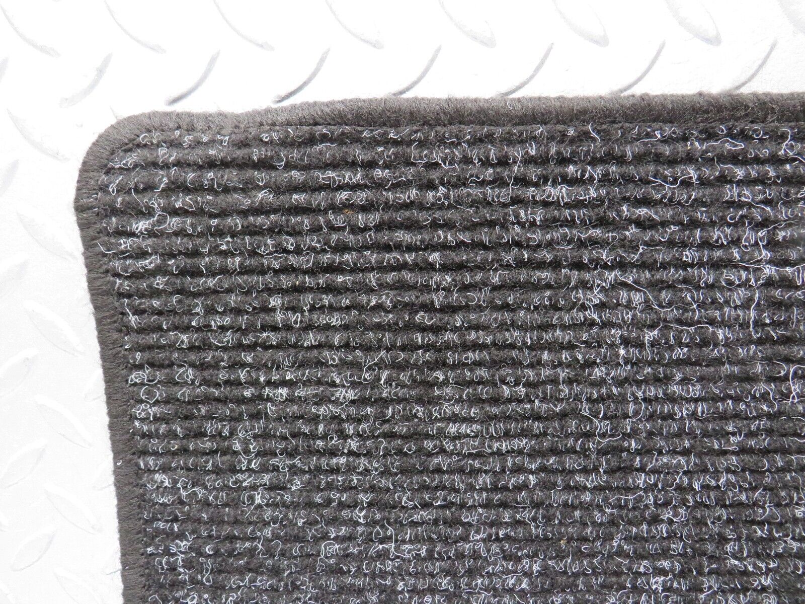 39047 Mercedes-Benz W201 190E 2.6L Rear Floor Mat 2x