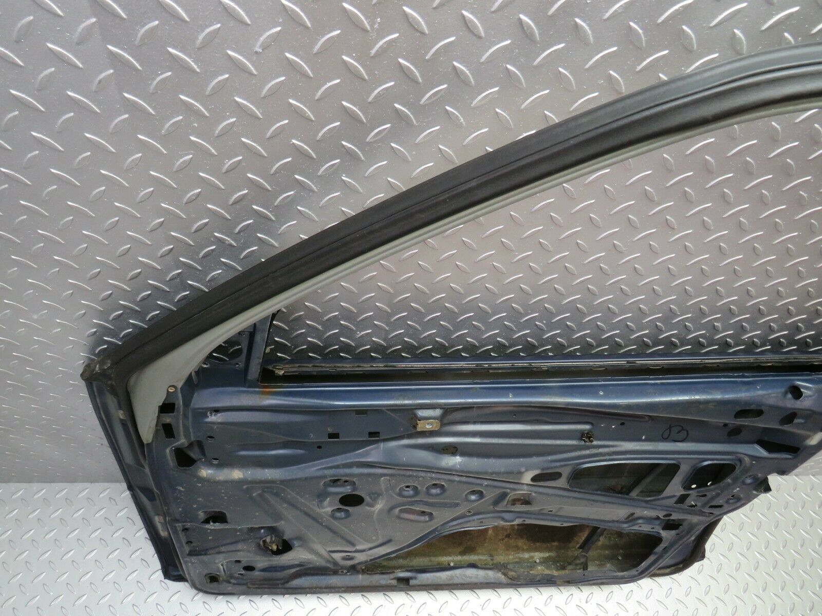 24410 Mercedes-Benz S124 220TE Wagon Front Right Door