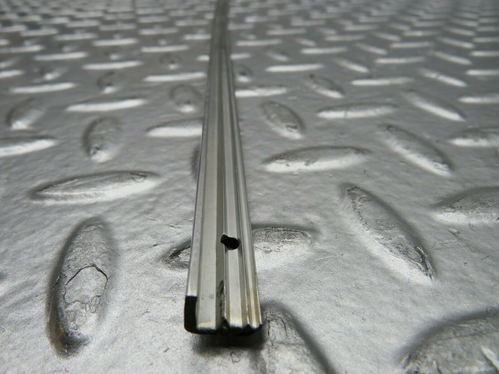 22586 Mercedes-Benz C124 E220 Coupe Sunroof Chrome Trim