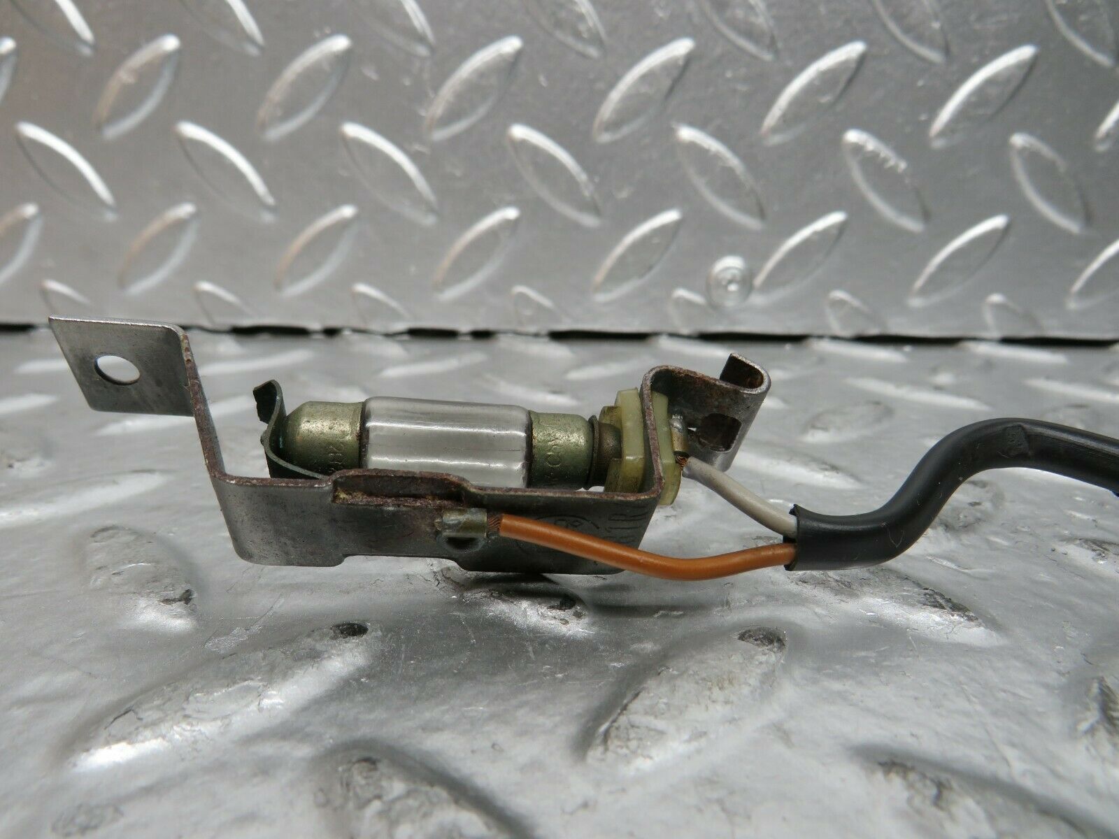 23798 Mercedes-Benz C107 450SLC Coupe number Plate Light