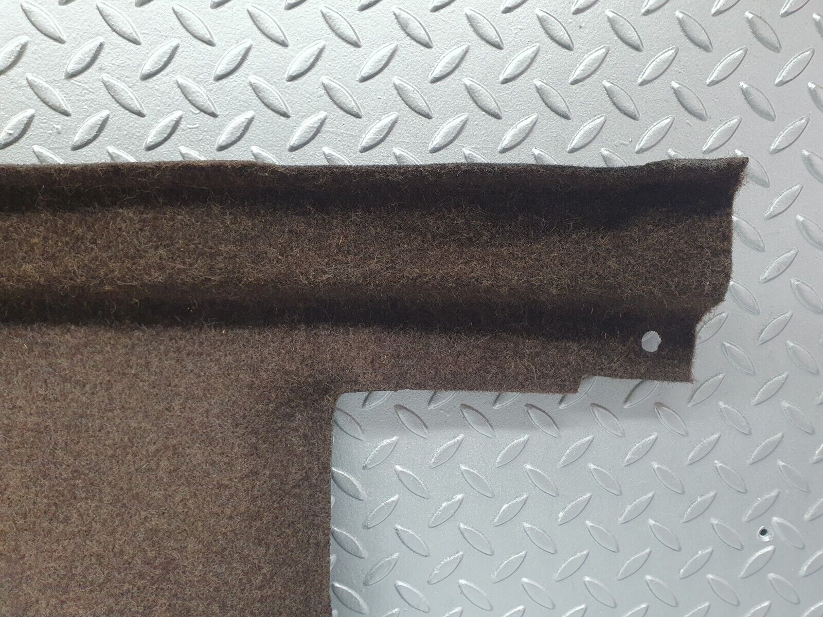 41048 Mercedes-Benz W126 300SE Boot Rear Carpet Cover Brown