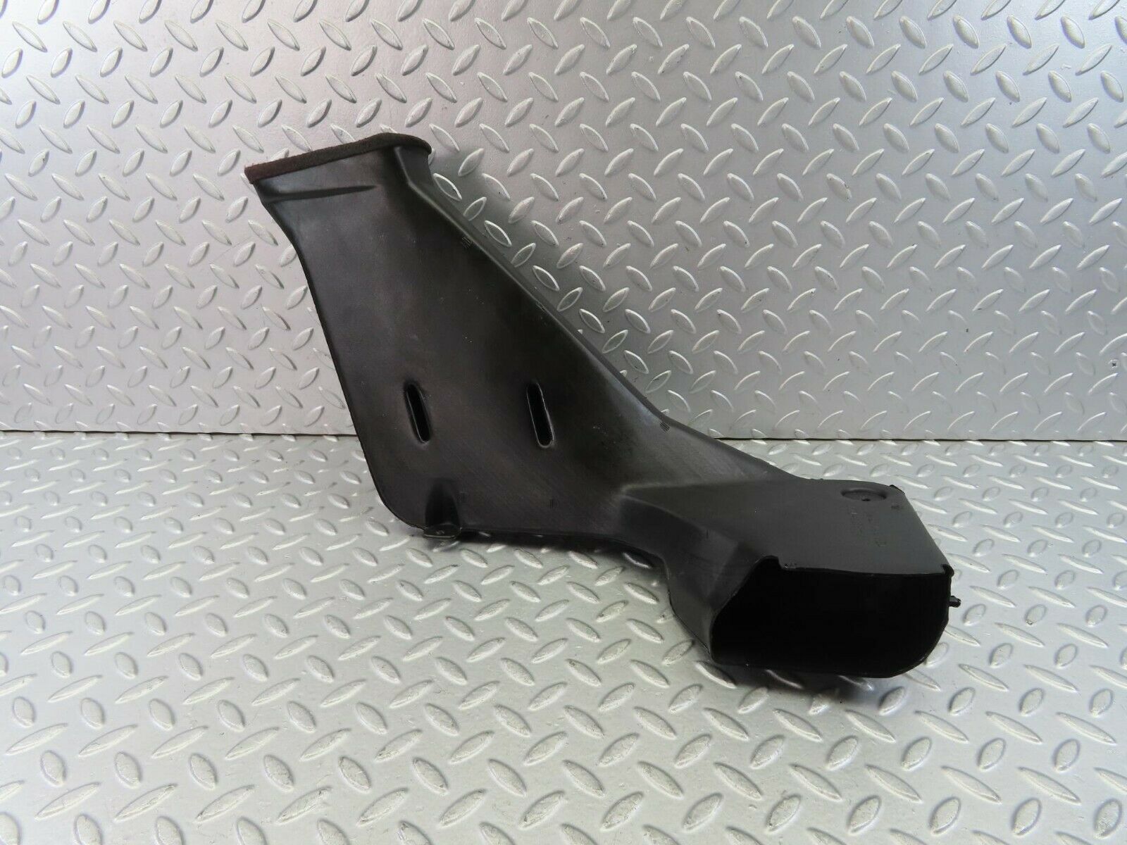 9280 Mercedes-Benz C124 300CE Coupe Heater Air Duct Vent Left Side 1248310146