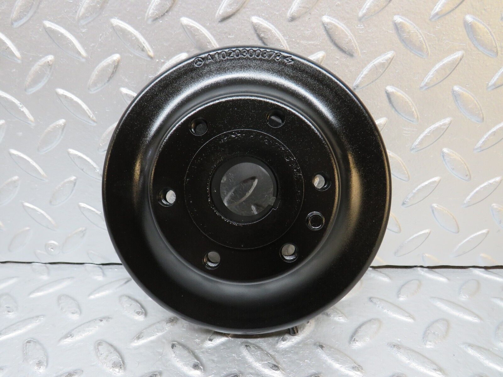 31874 Mercedes-Benz W201 190LE 1.8L Crankshaft Vibration Damper Pulley 1020300378