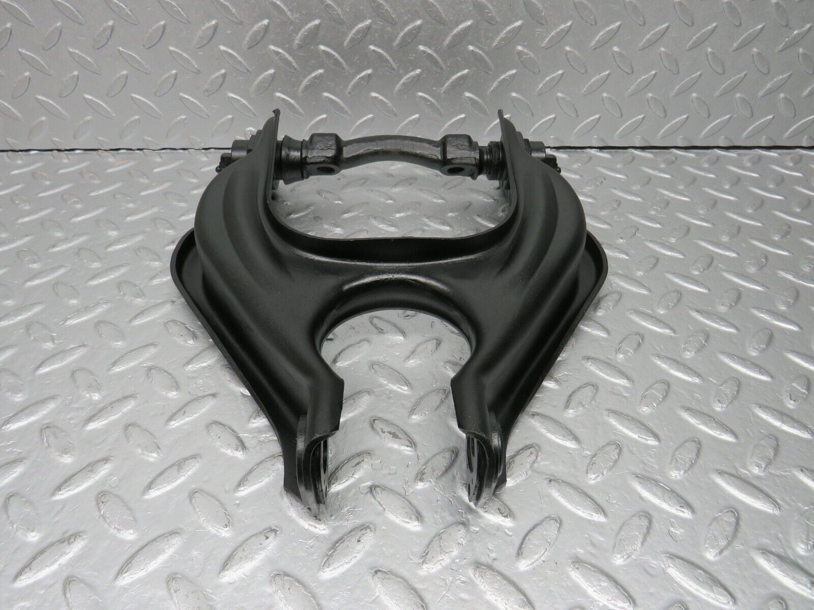 40388 Mercedes-Benz W110 230 Front Left Upper Control Arm