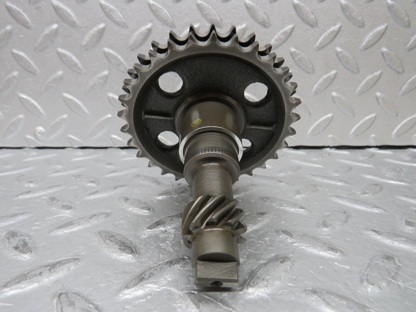 37121 Mercedes-Benz C126 420SEC Coupe Camshaft Intermediate Timing Gear 1161570414