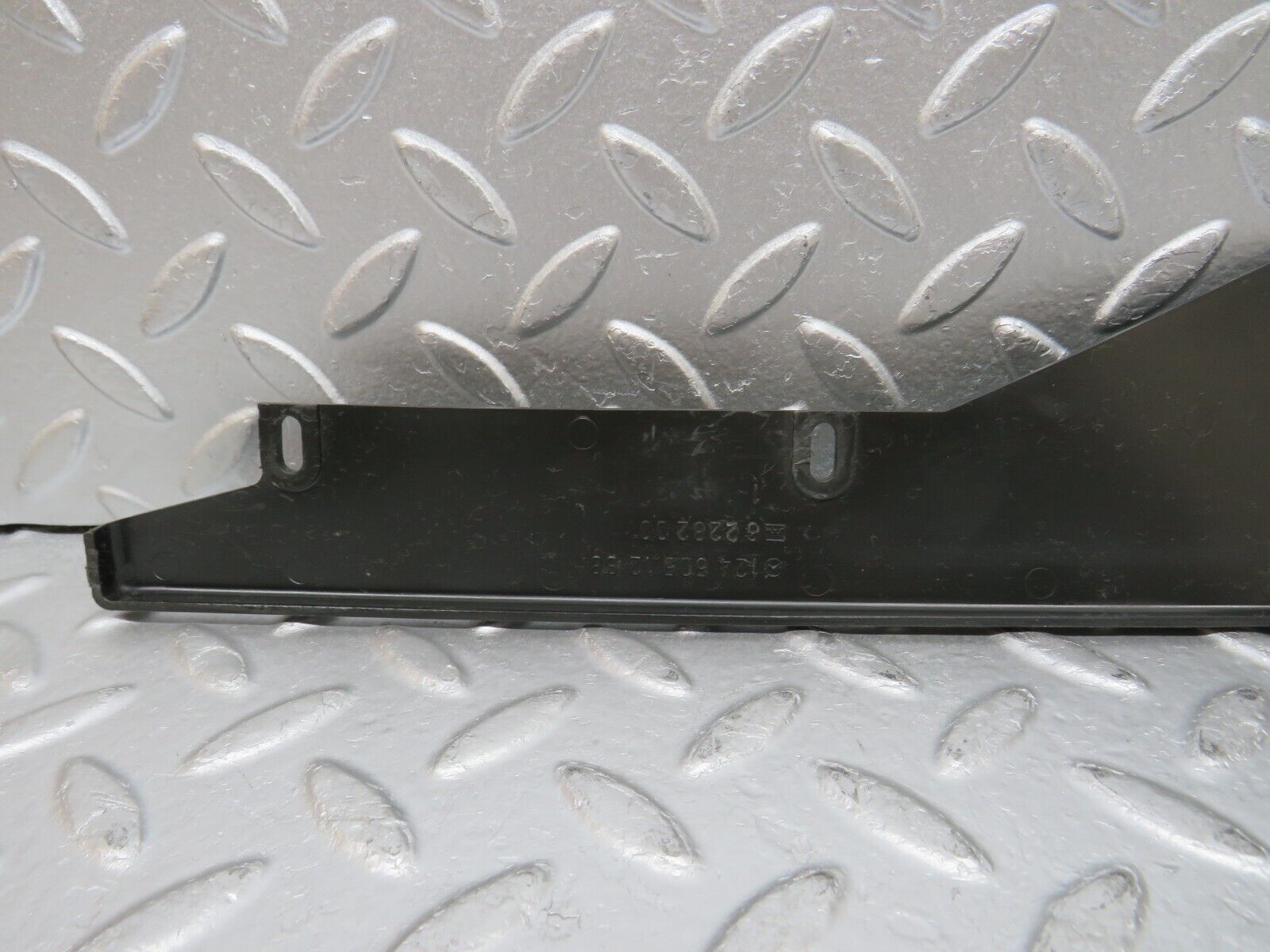 32567 Mercedes-Benz S124 300TE Radiator Fan Shroud Cover Trim 1245051288