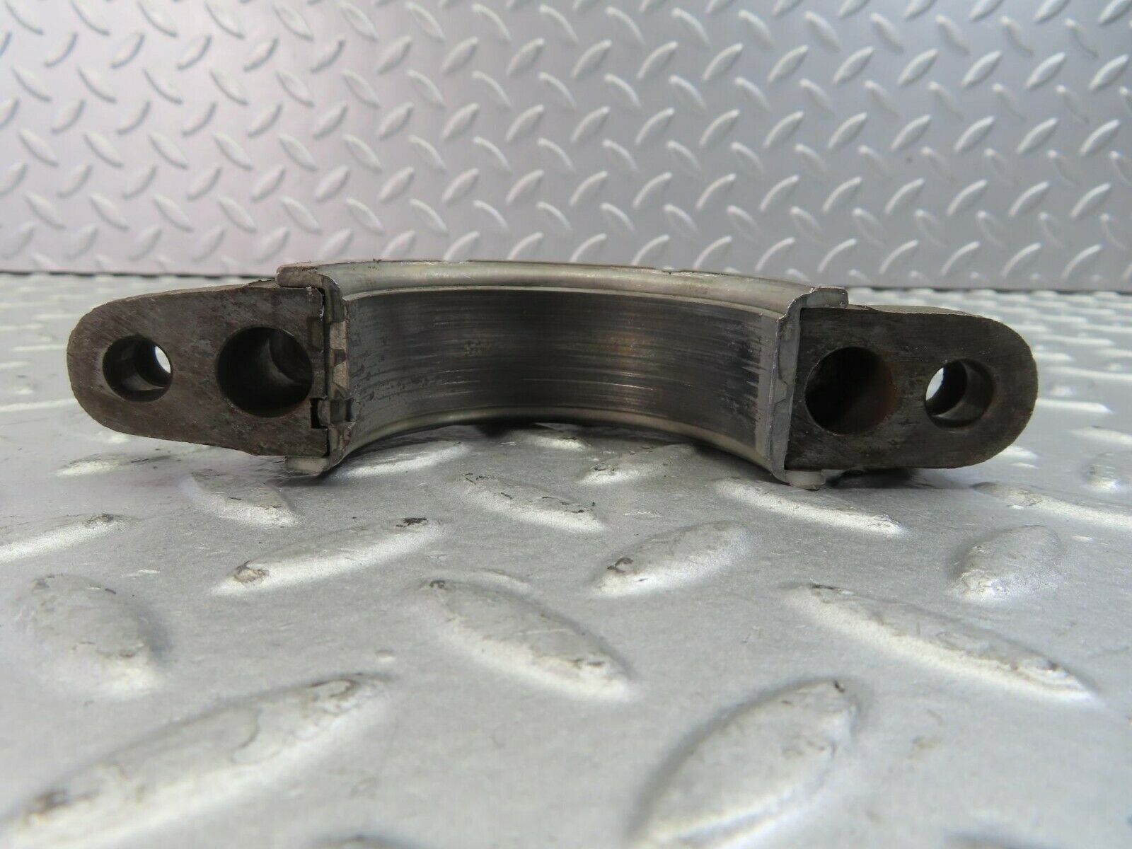 10220 Mercedes-Benz W111 220SE Crankshaft Bearing Holder Block 1800110112