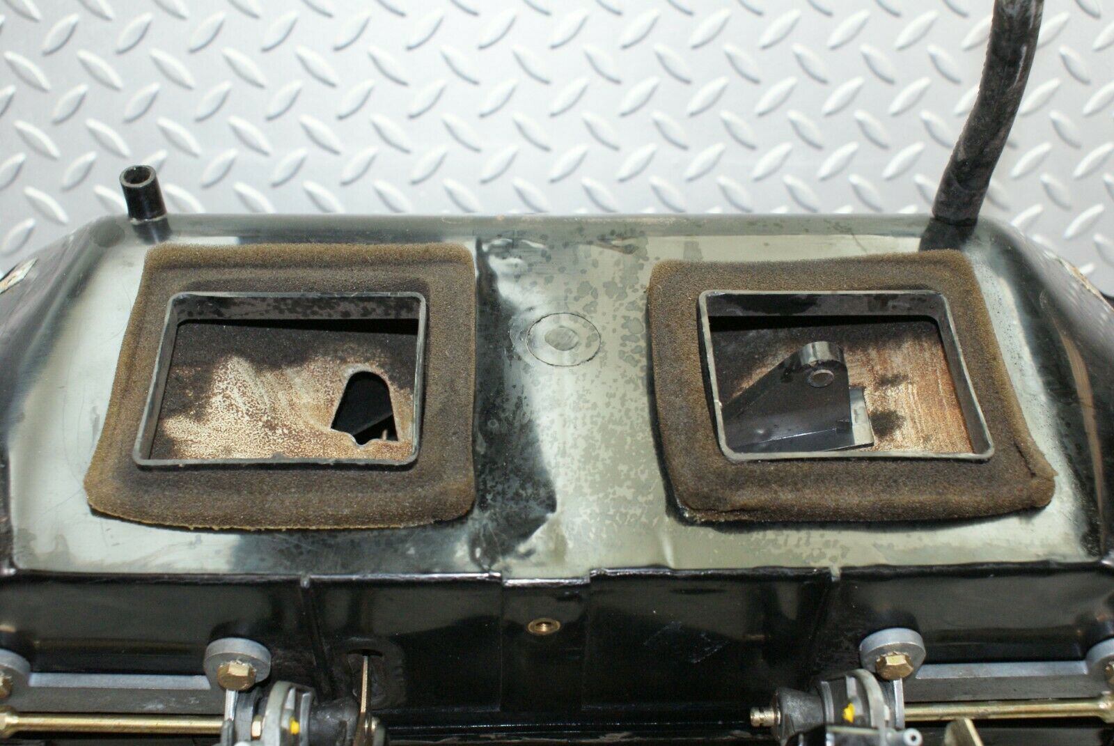 2667 Mercedes-Benz W116 350SE Heater Box Blower Housing