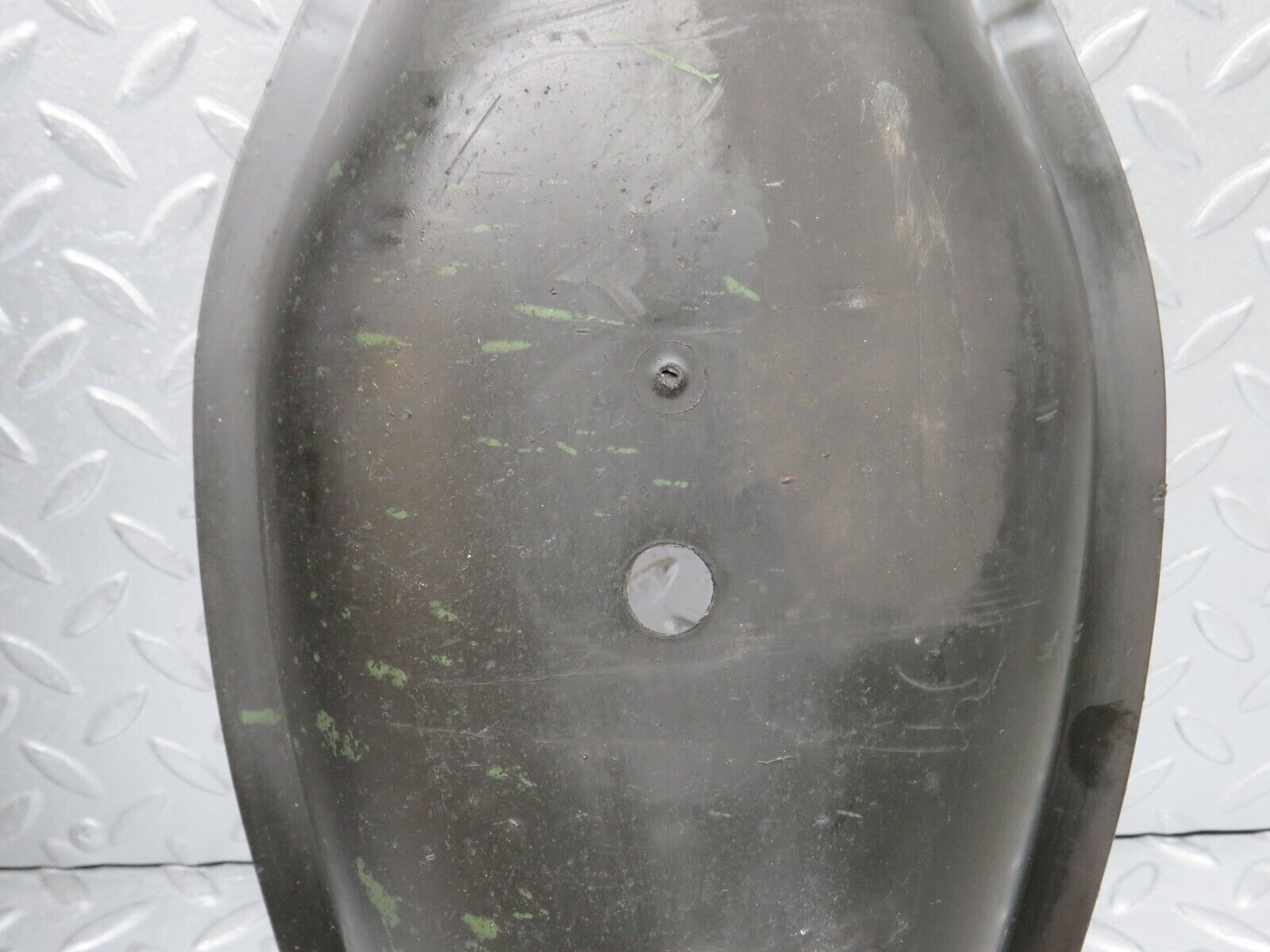 38761 Mercedes-Benz W201 190E 2.6L Rear Control Arm Cover 2x 1293520188