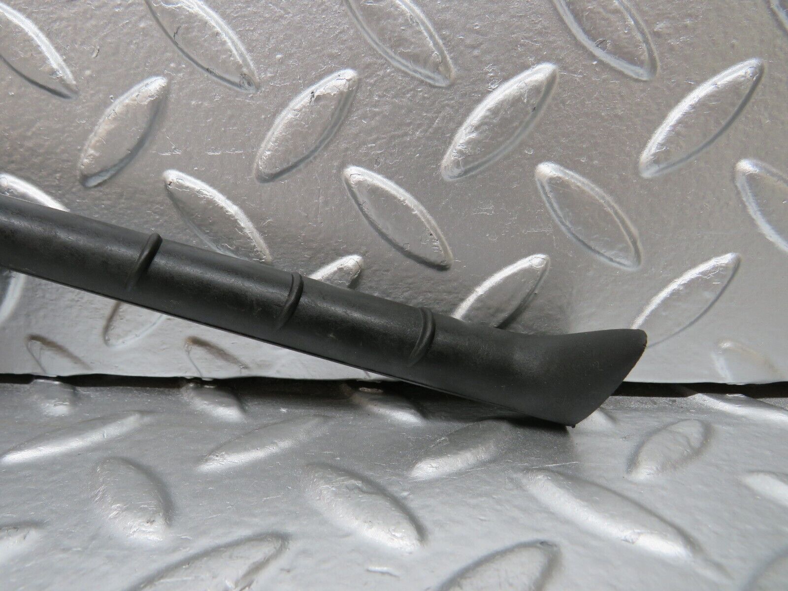 25635 Mercedes-Benz W123 200 Wiper Mechanism Tray Water Drain