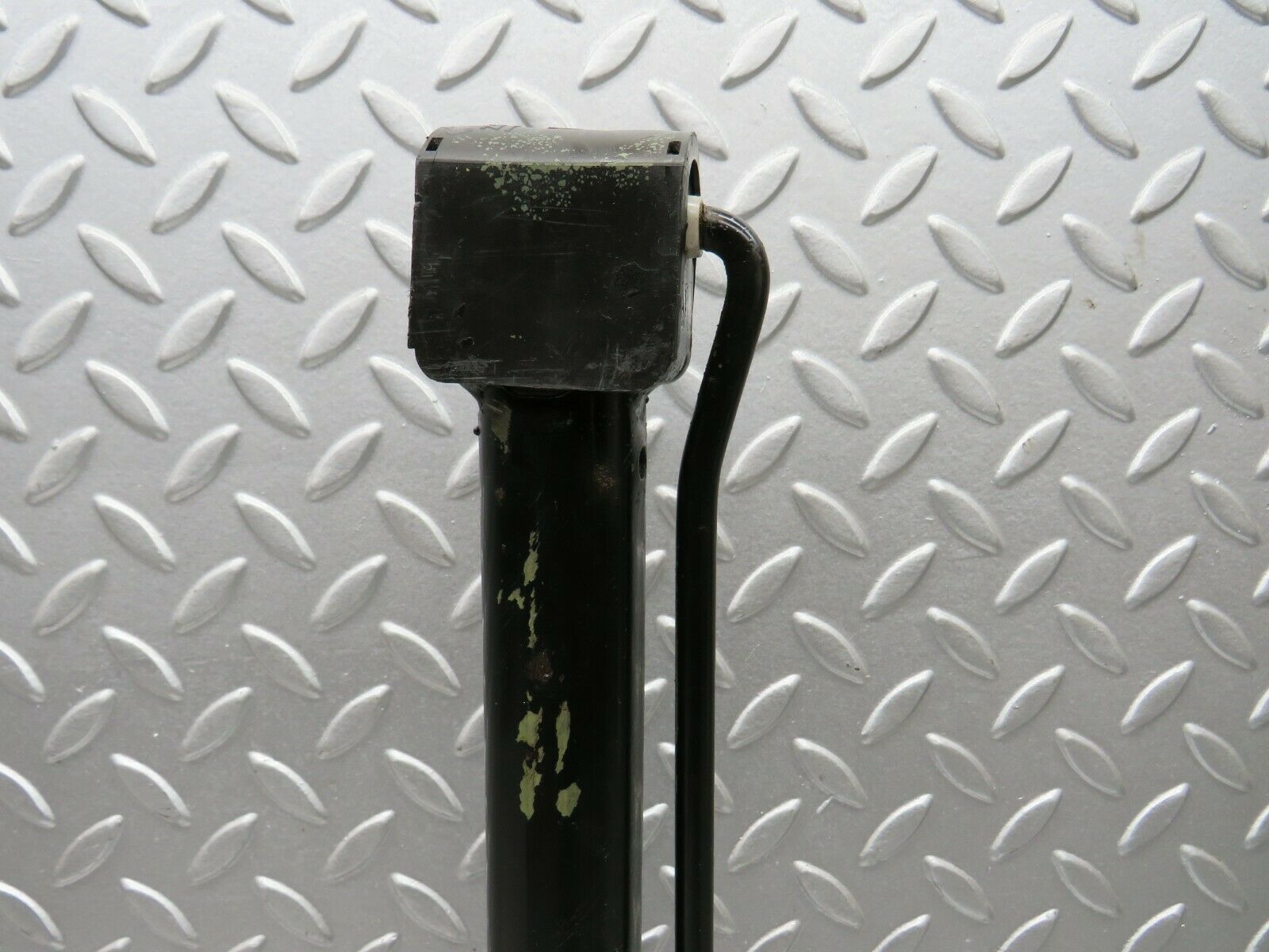 23103 Mercedes-Benz C123 230CE Coupe Car Jack 1235830715