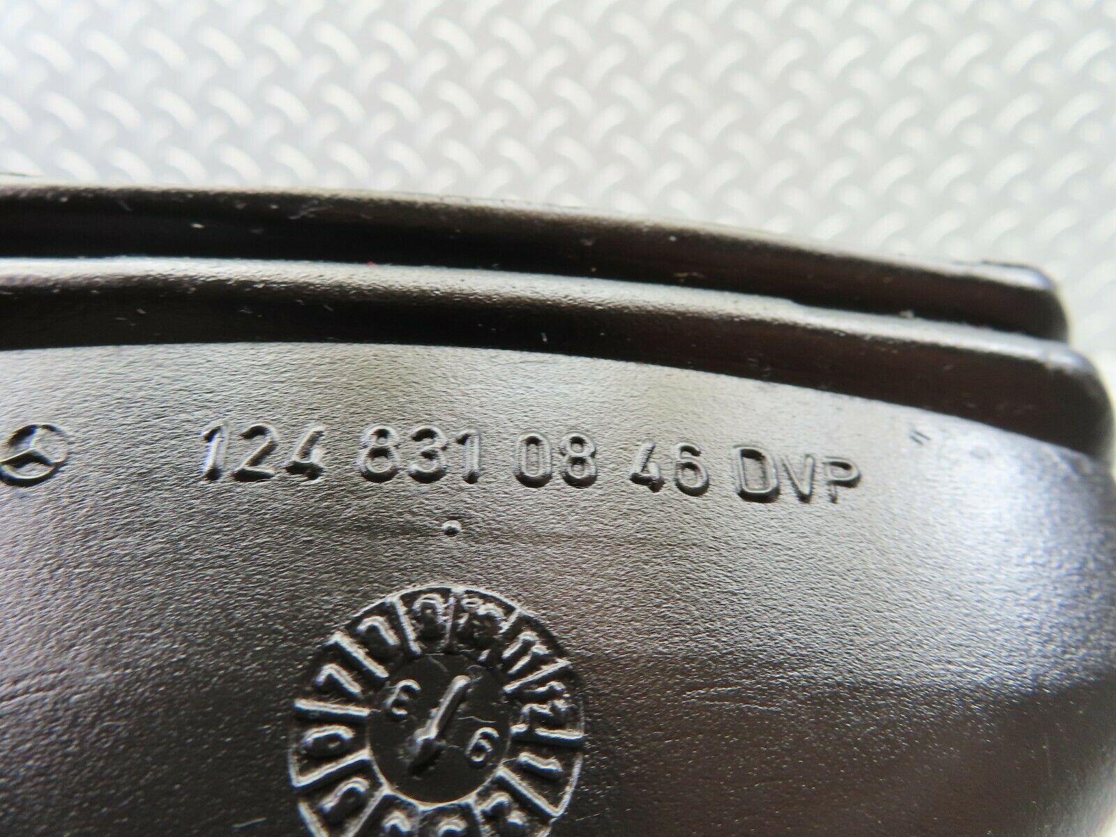 6644 Mercedes-Benz S124 E220 Wagon Air Duct Pipe Hose 1248310846