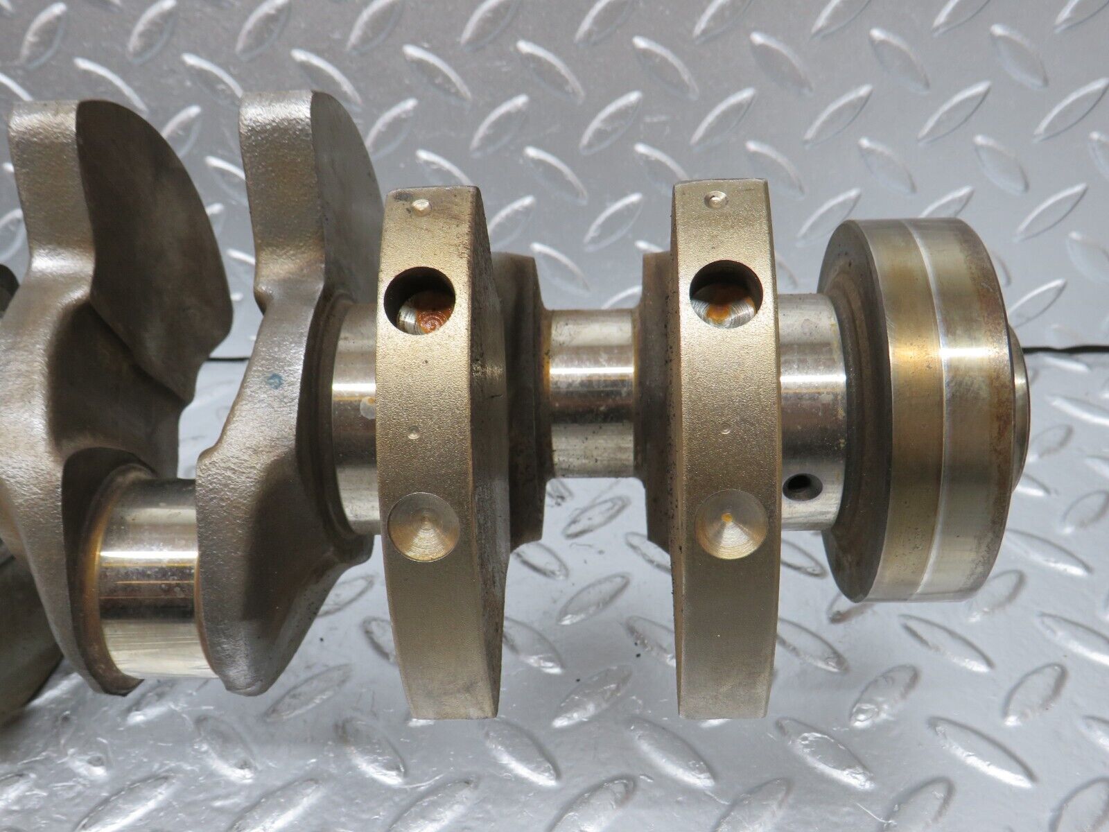 32691 Mercedes-Benz S124 300TE Wagon Crankshaft 103031058