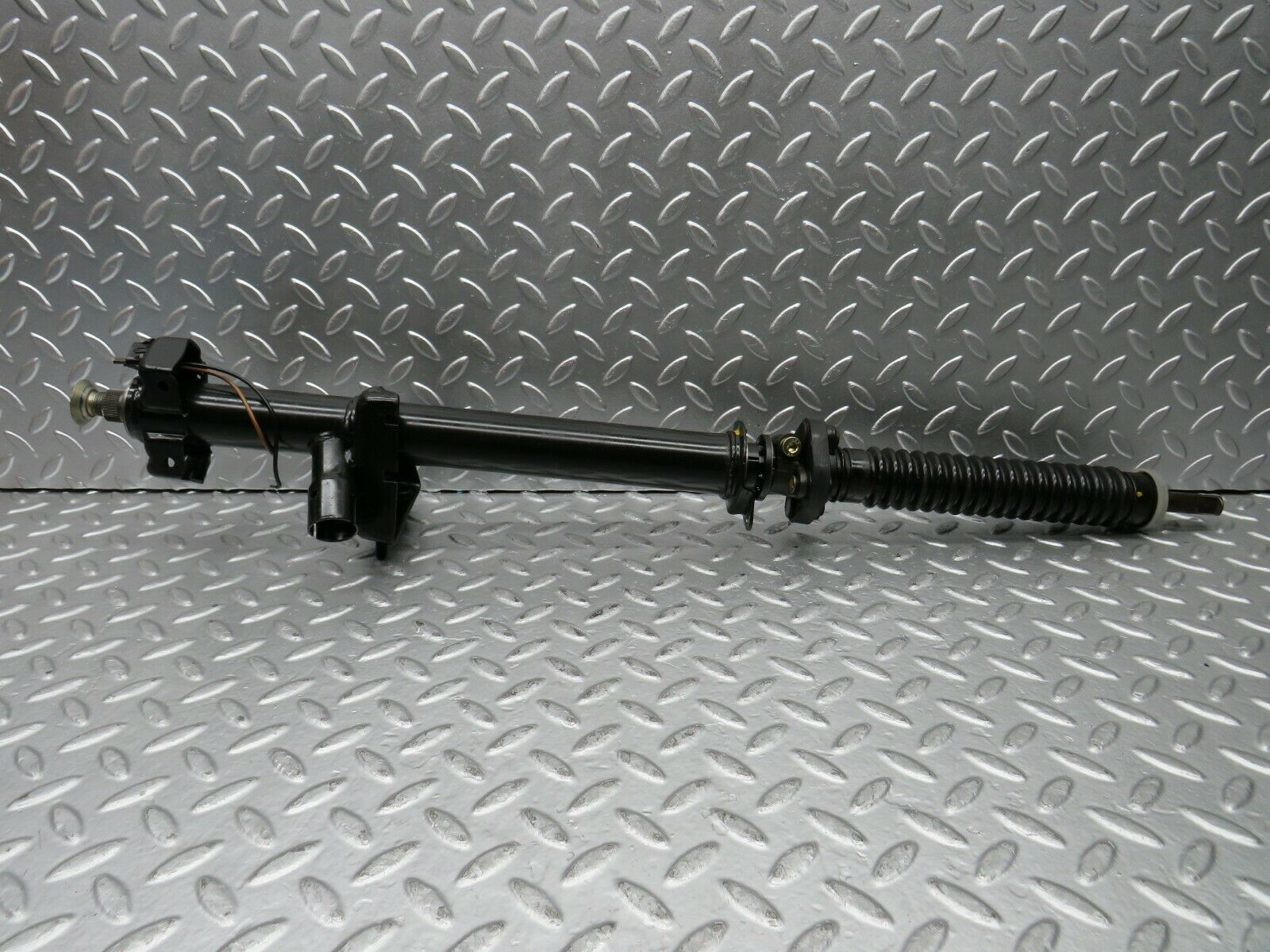 22948 Mercedes-Benz C123 230CE Coupe Steering Column