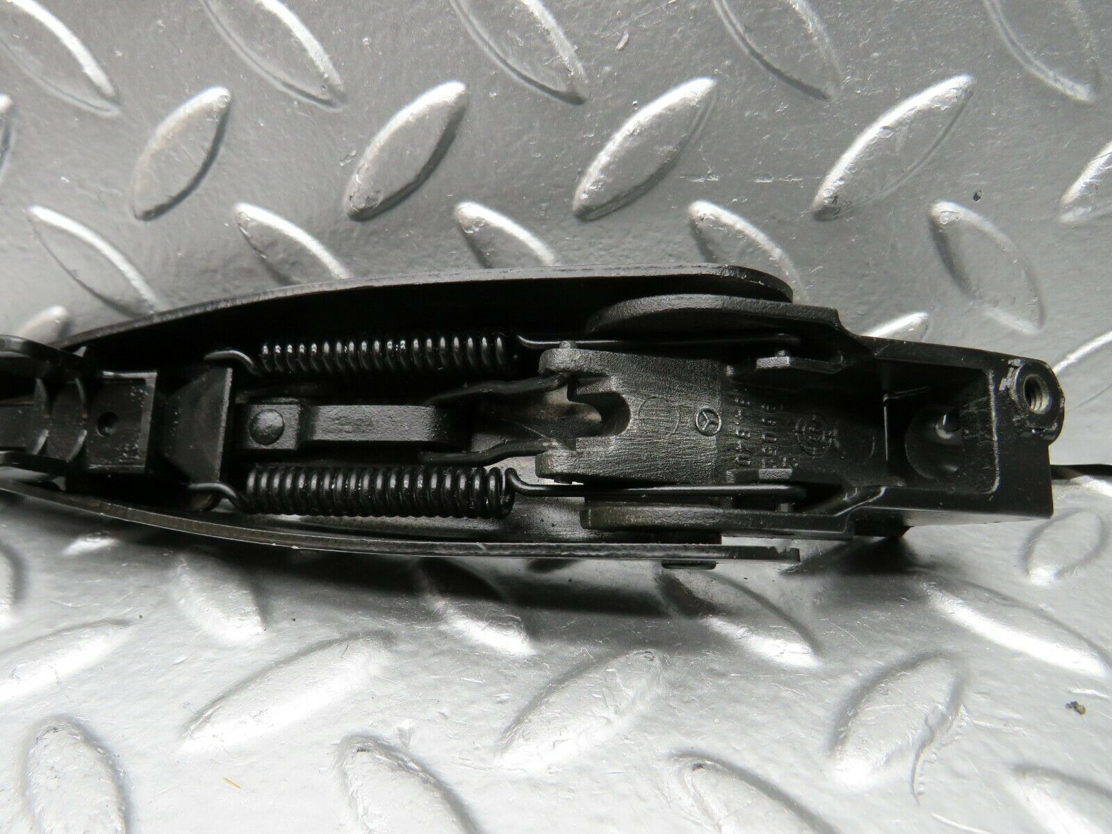 22483 Mercedes-Benz C124 E220 Coupe Wiper Arm