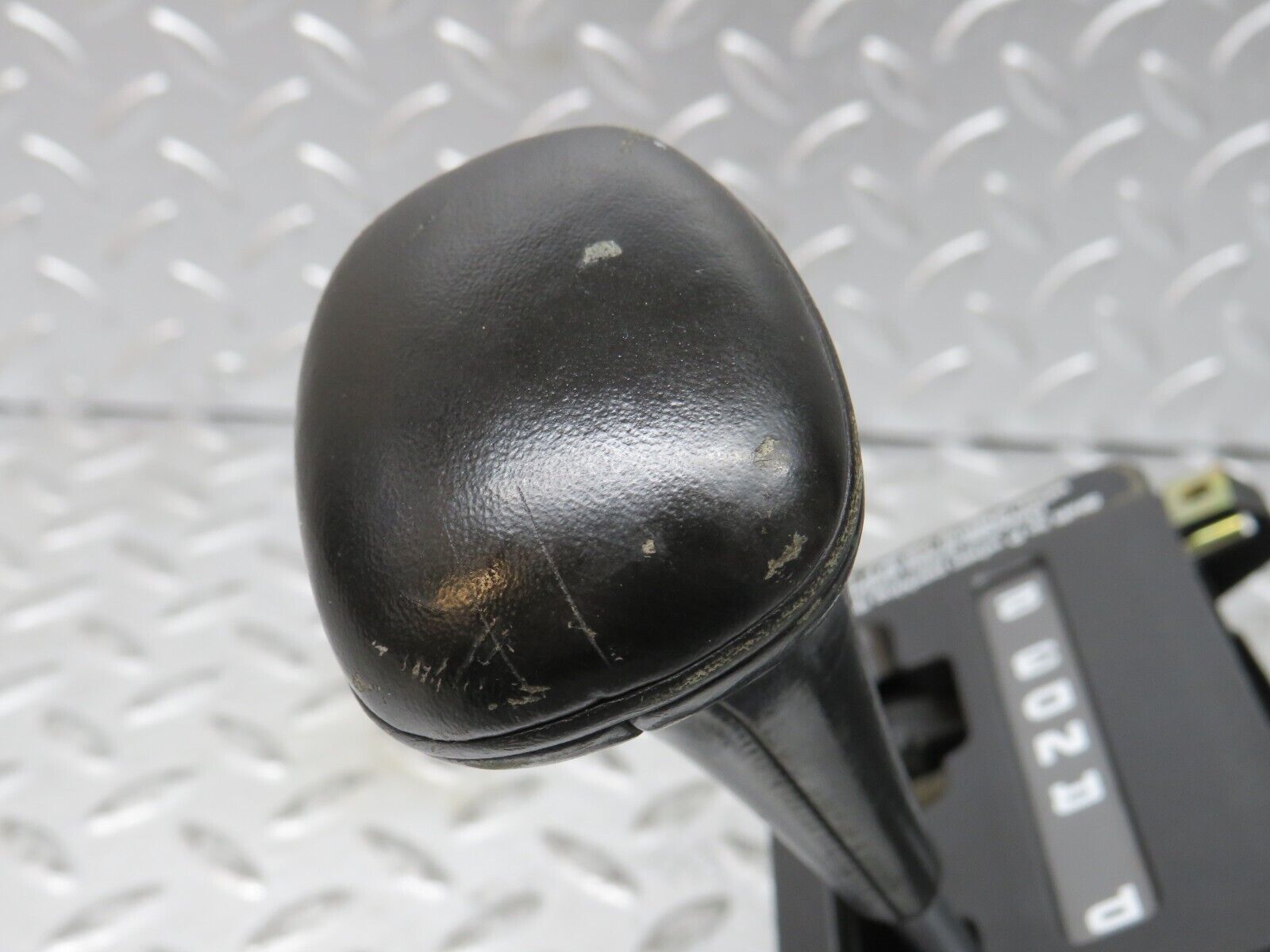 27683 Mercedes-Benz S124 300TE Wagon Automatic Gear Selector 1292670637