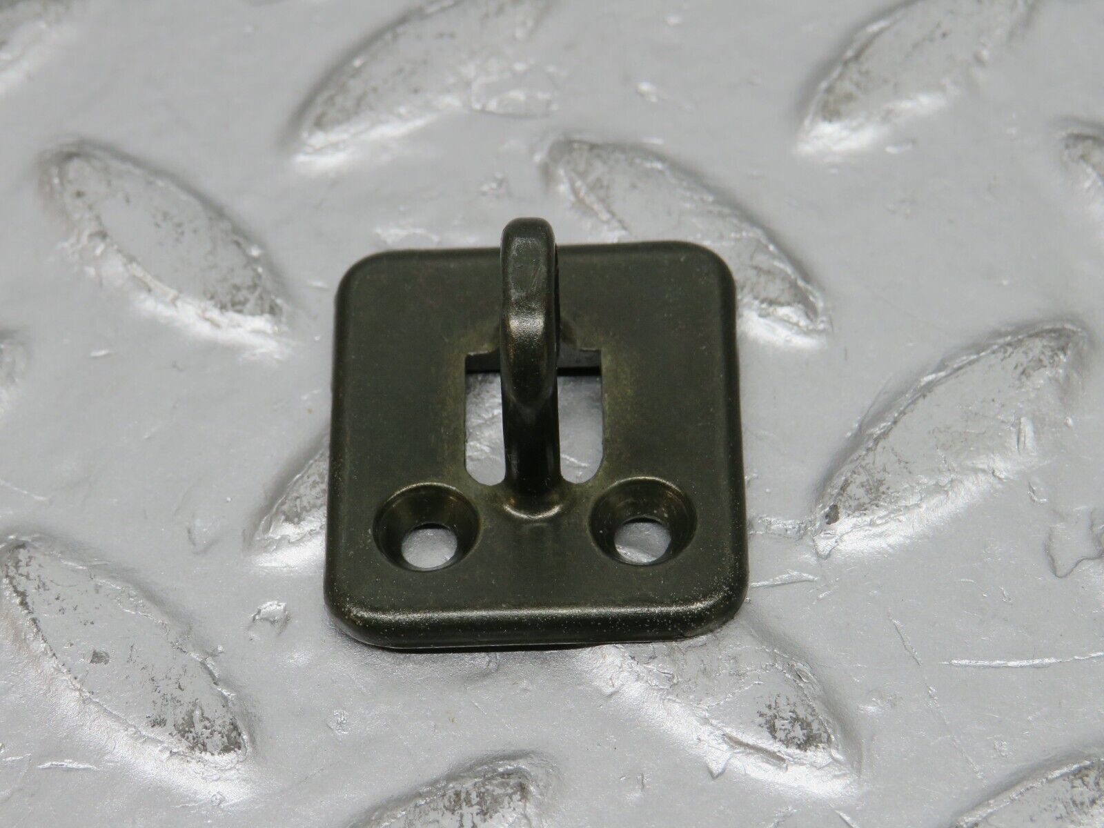 32576 Mercedes-Benz S124 300TE Wagon Glove Box Door Lock Latch