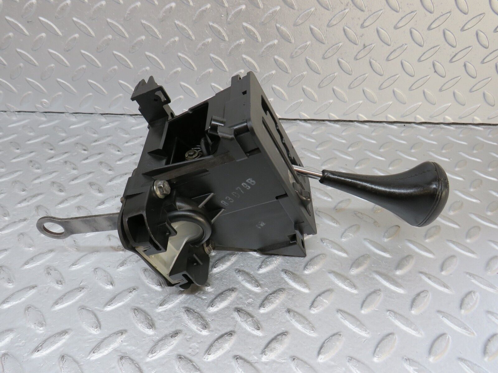 36159 Mercedes-Benz W126 420SE Automatic Gear Selector 1262670337 1262670280